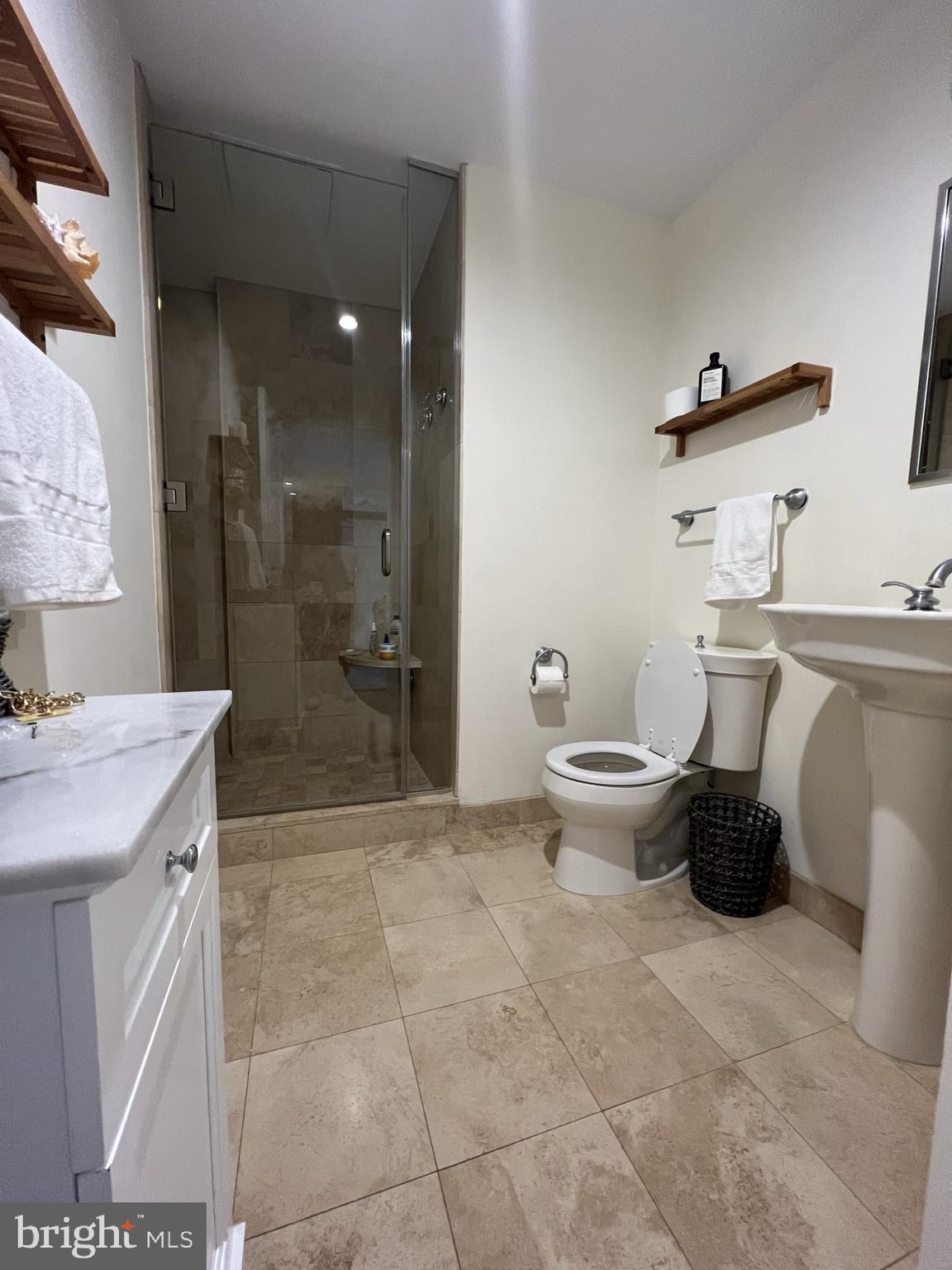 RITTENHOUSE SQUARE - Residential Lease