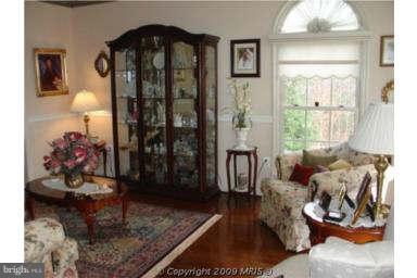 OMISOL ESTATES - Residential Lease