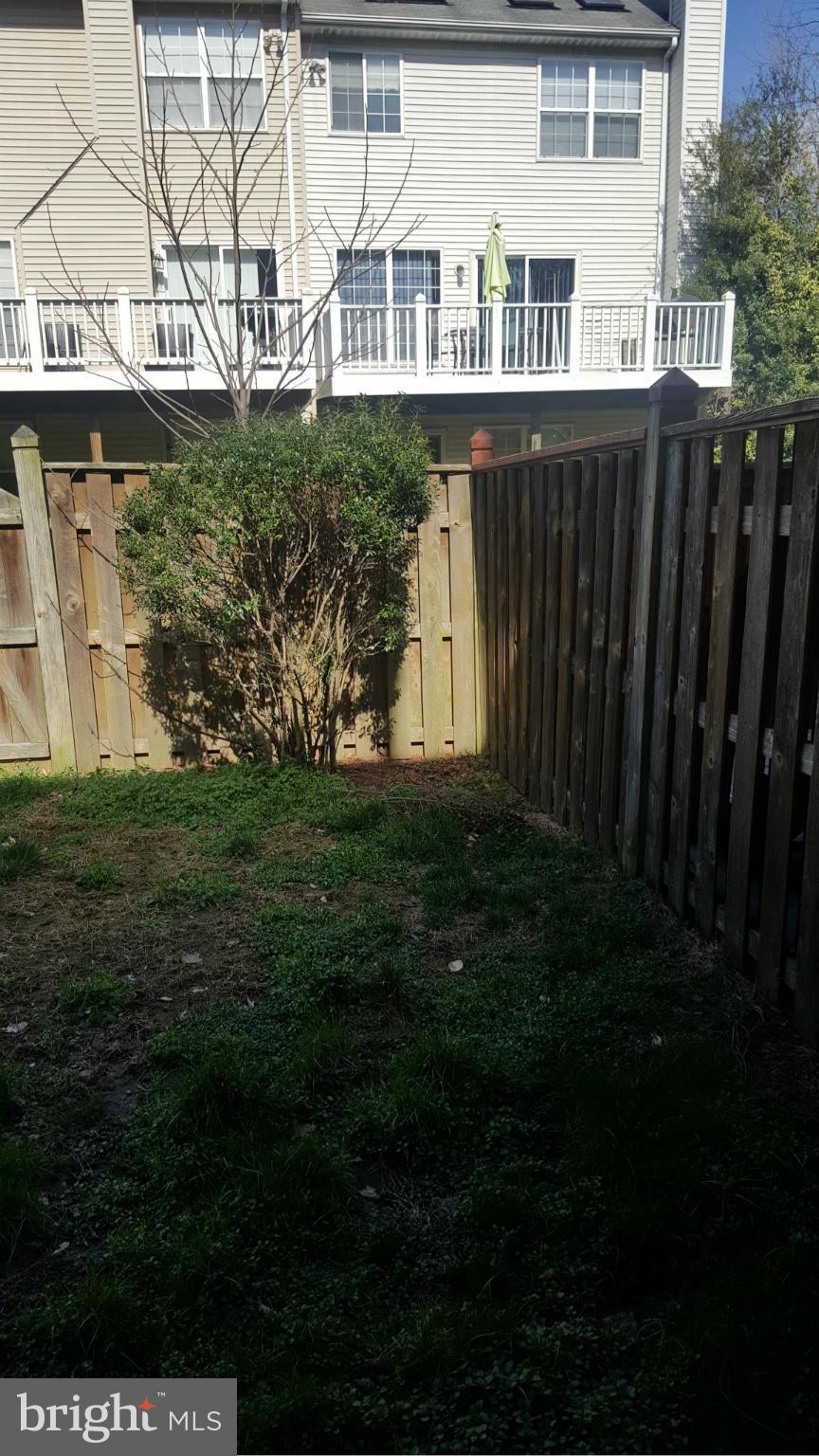 RUSSETT - Residential Lease