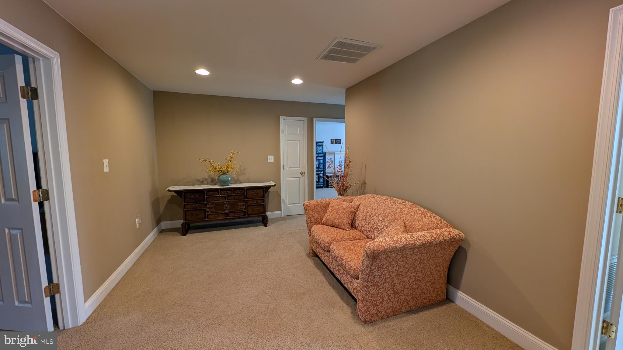 VILLAGE OF IDLEWILD - Residential