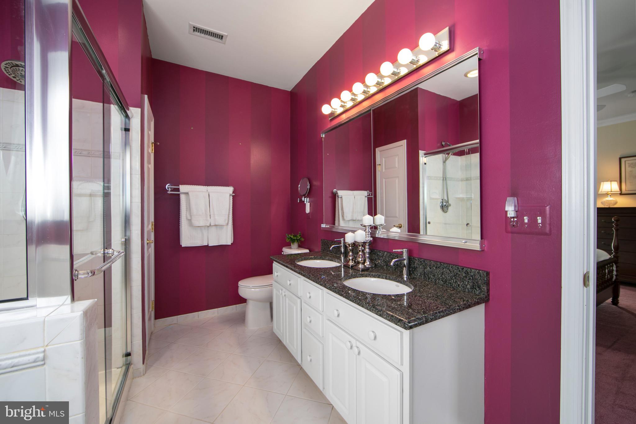 HERITAGE CR ESTS - Residential