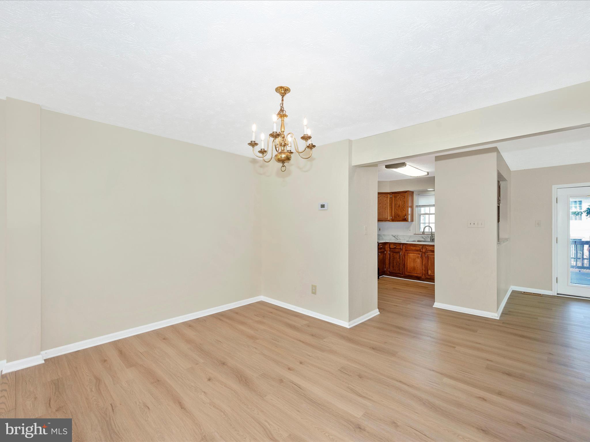 OVERLOOK - Residential Lease