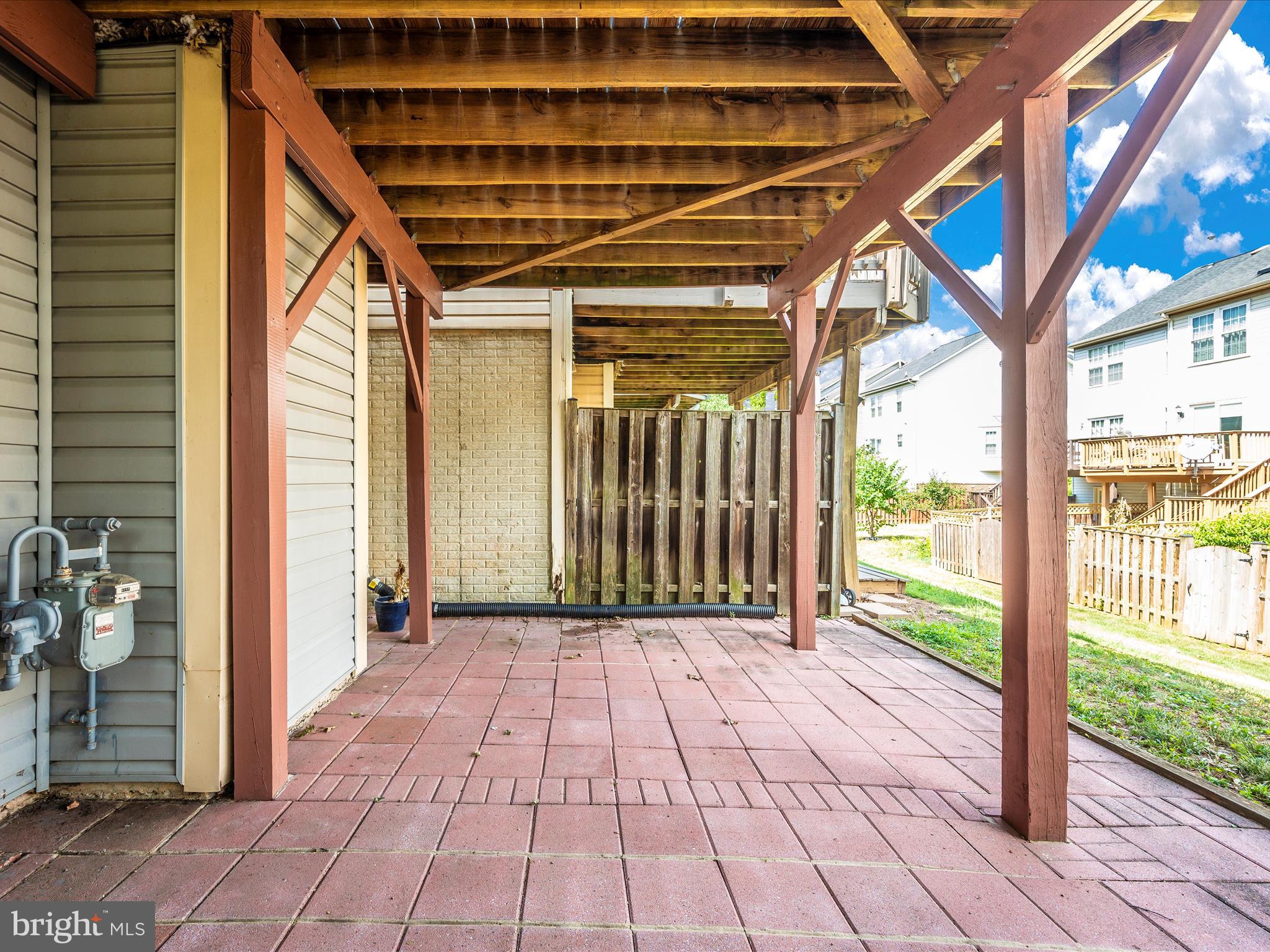 OVERLOOK - Residential Lease