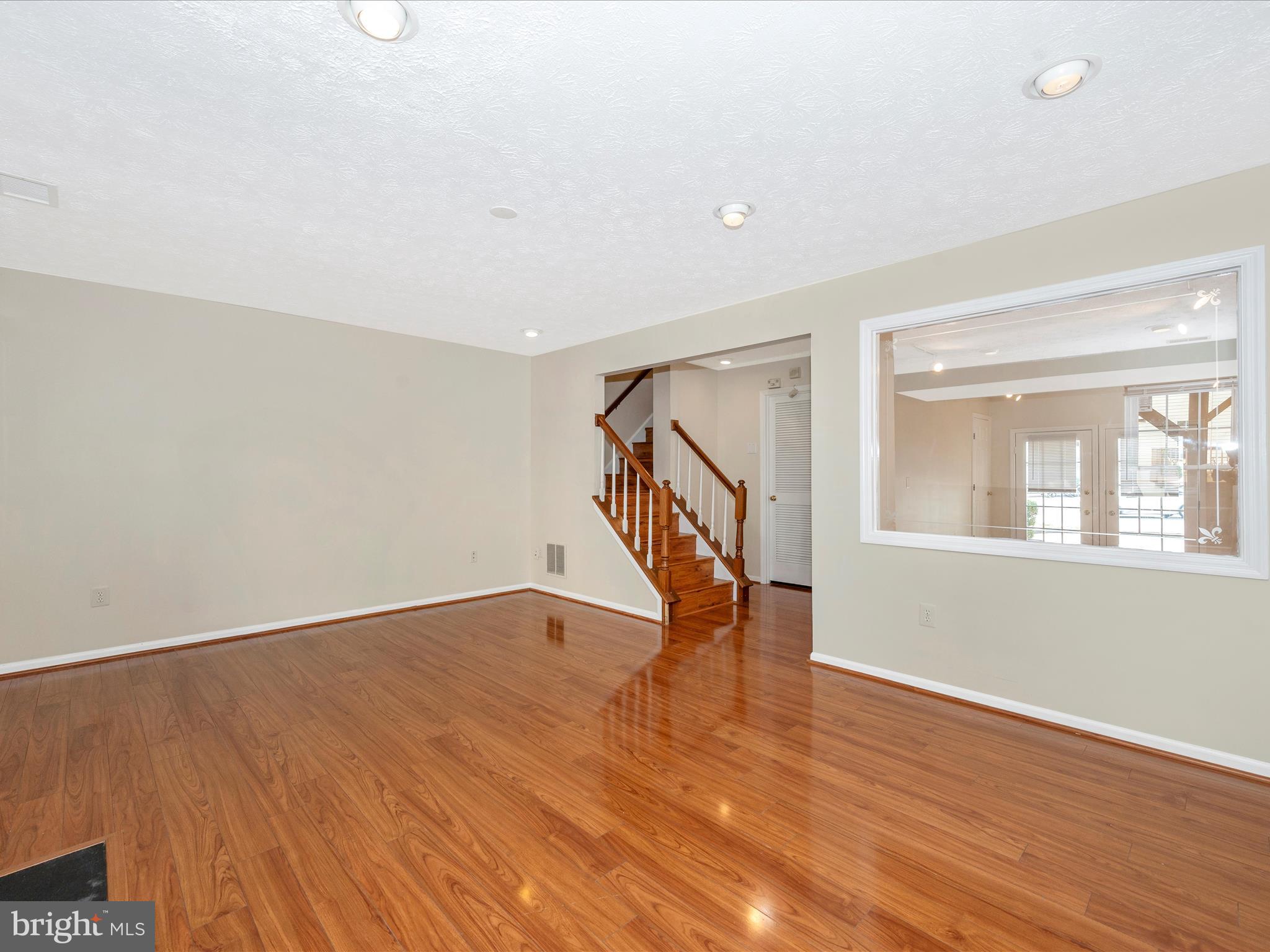 OVERLOOK - Residential Lease