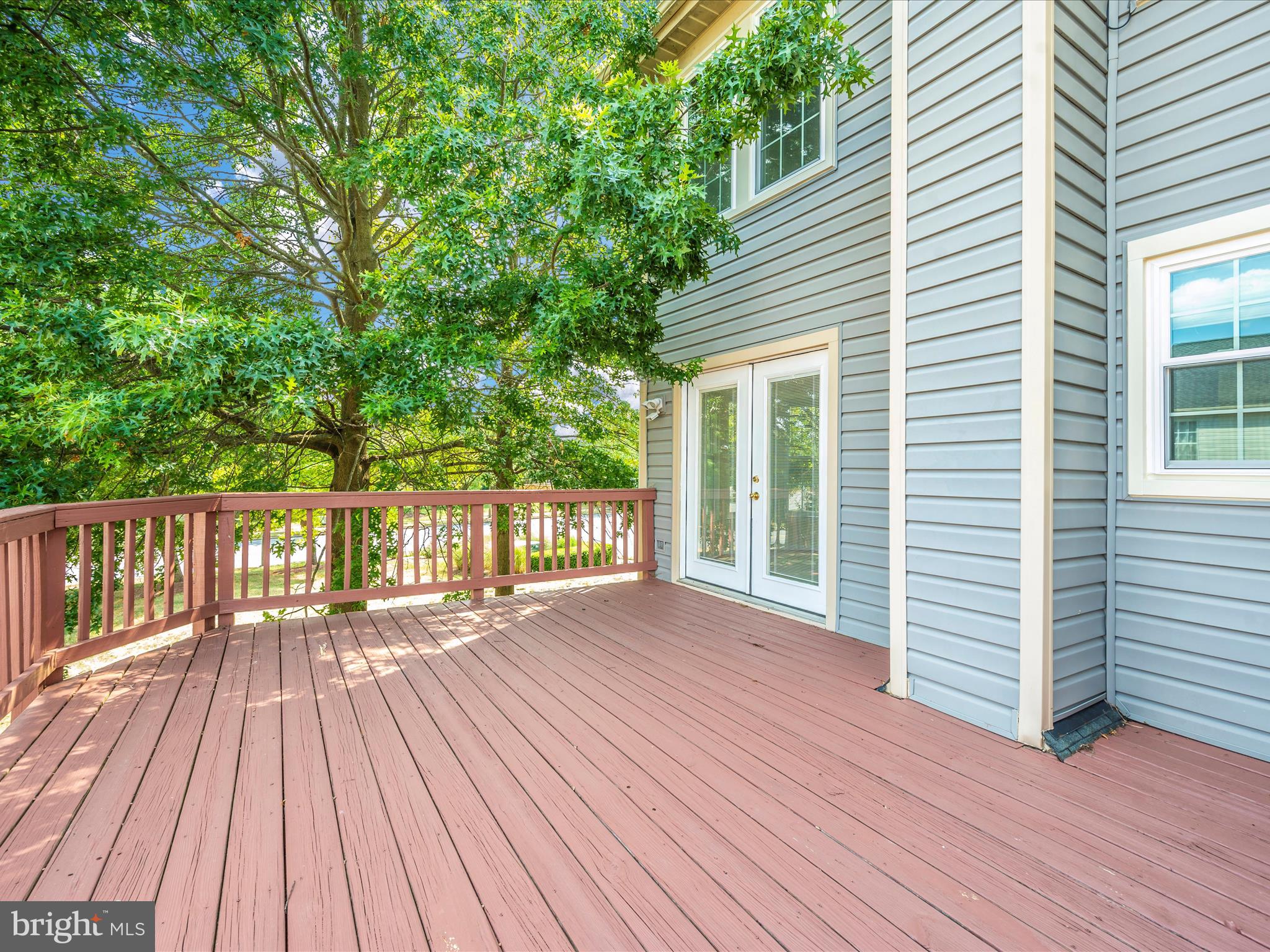 OVERLOOK - Residential Lease