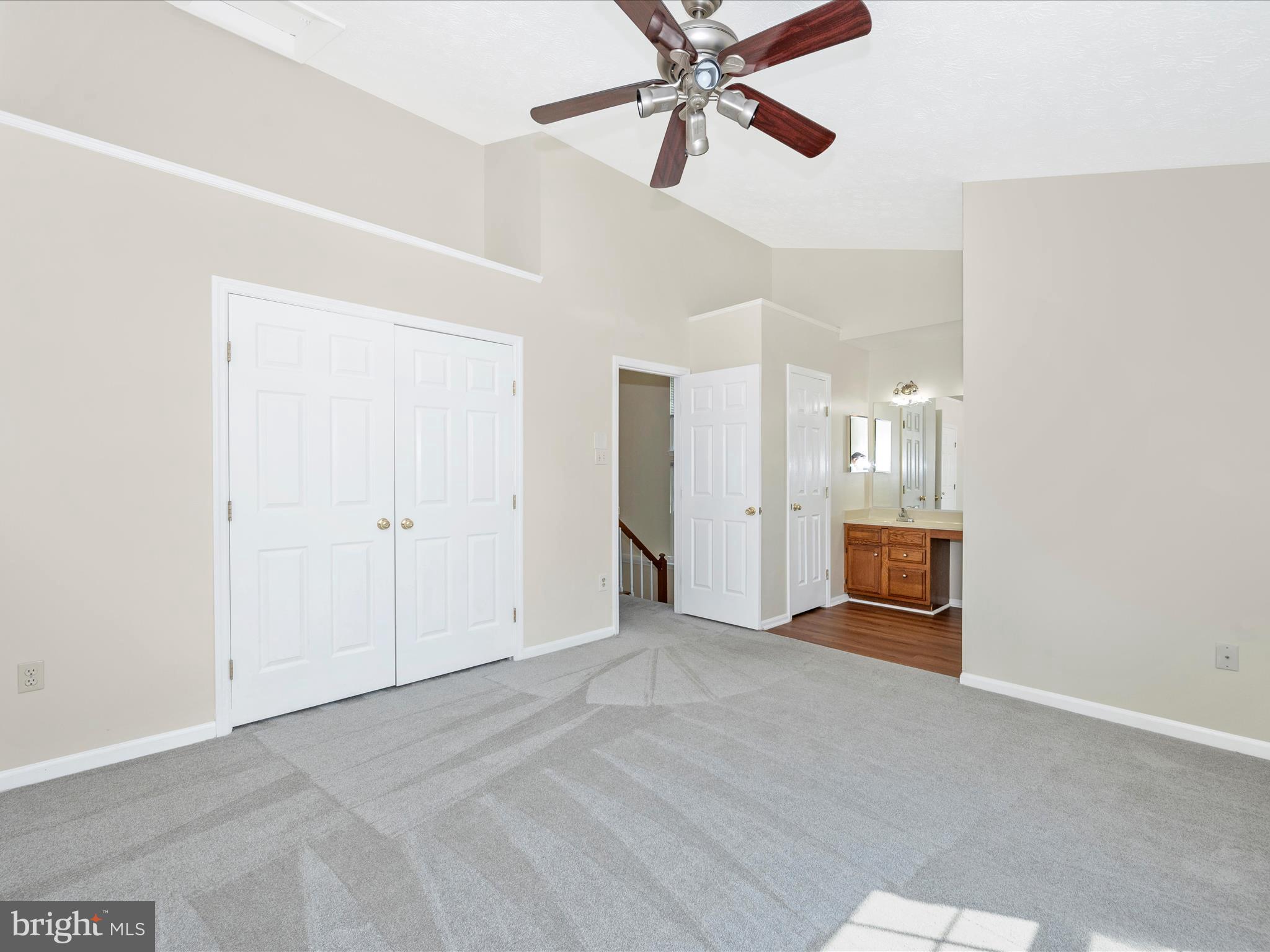 OVERLOOK - Residential Lease