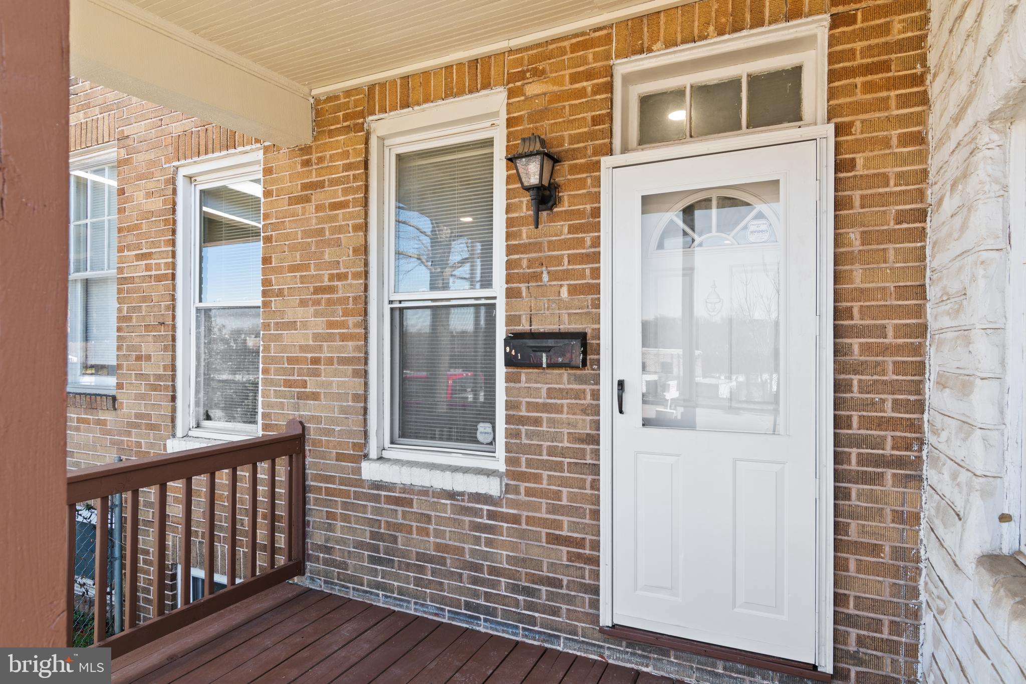 MILL HILL - Residential