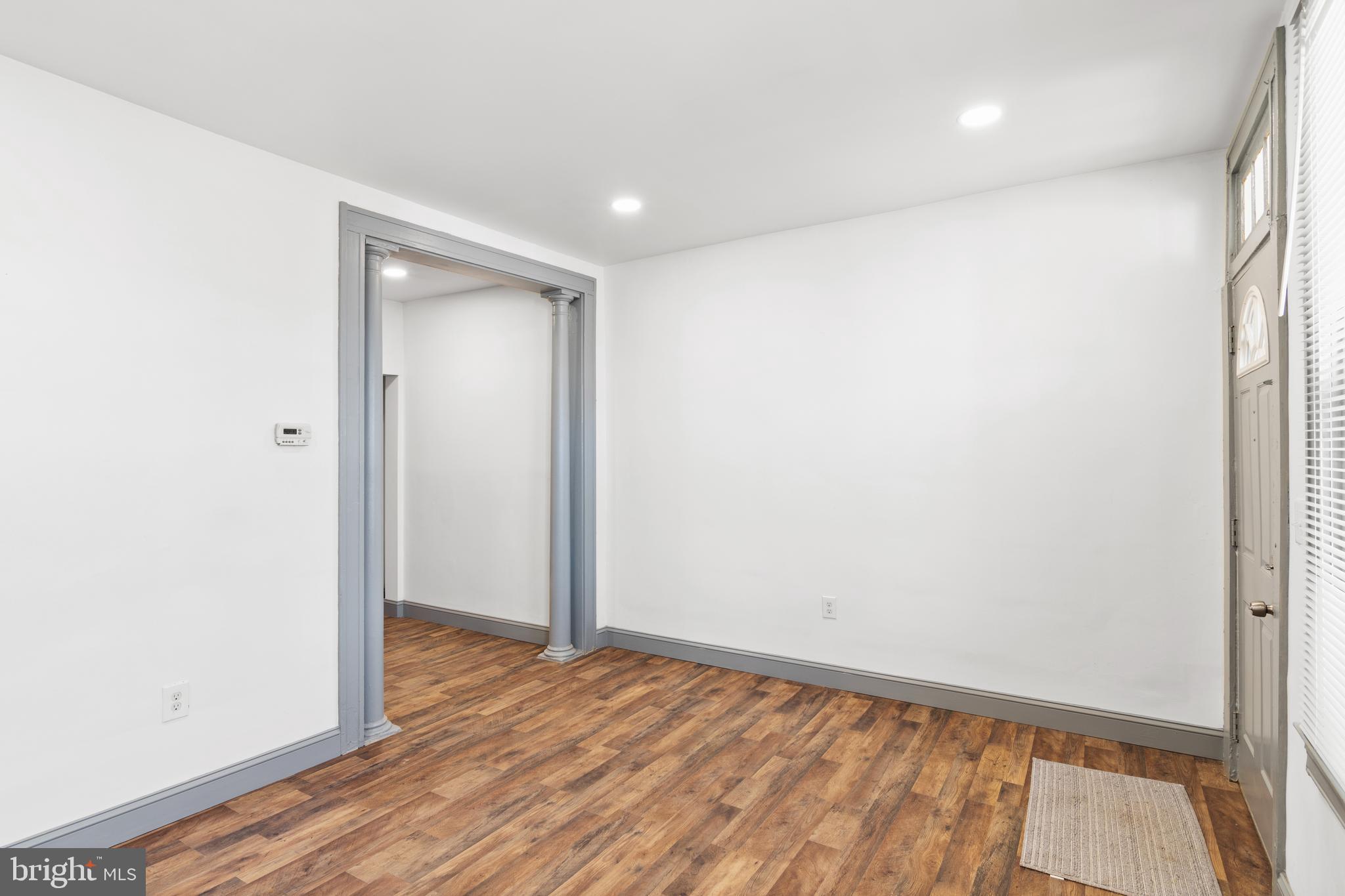 MILL HILL - Residential