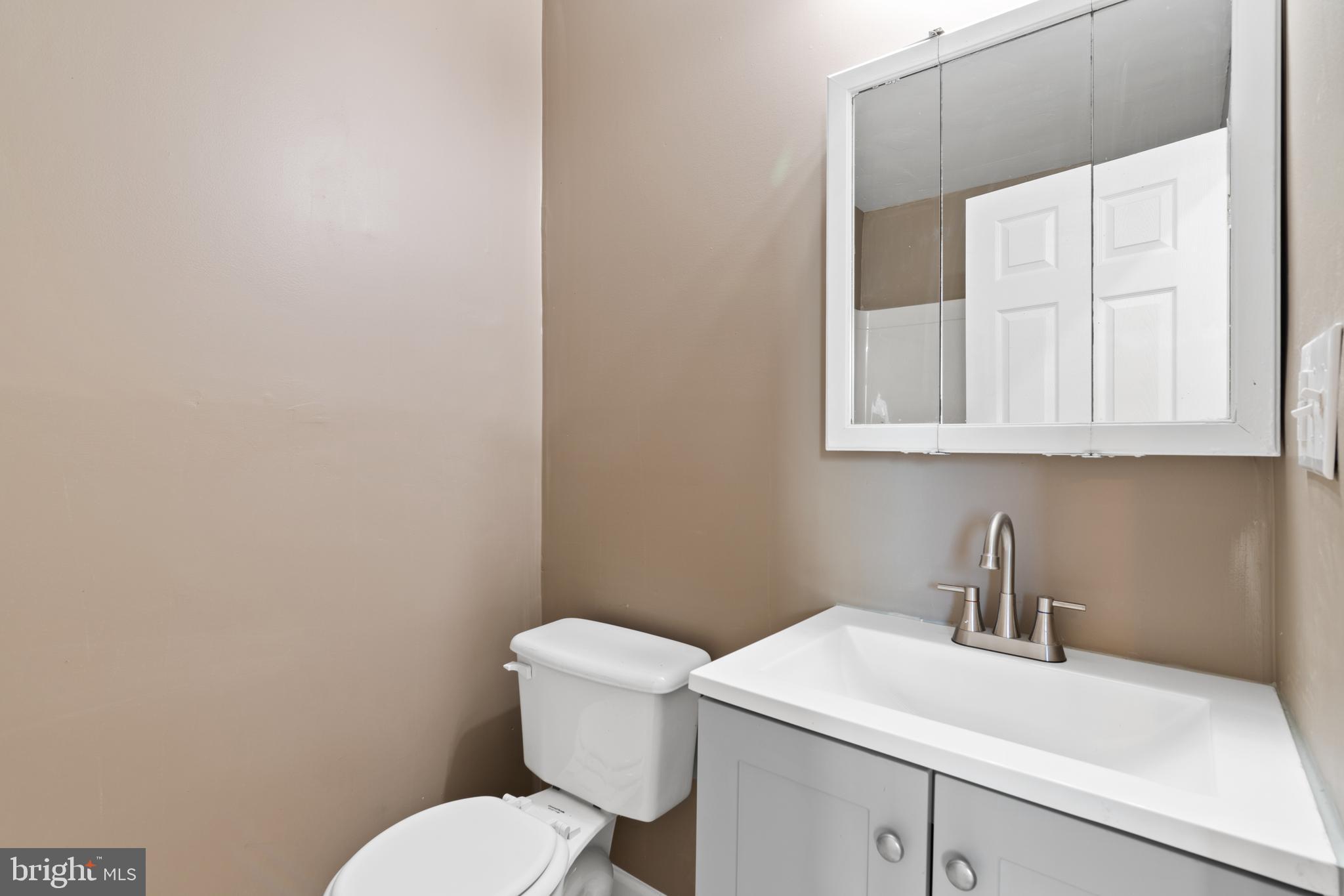 MILL HILL - Residential