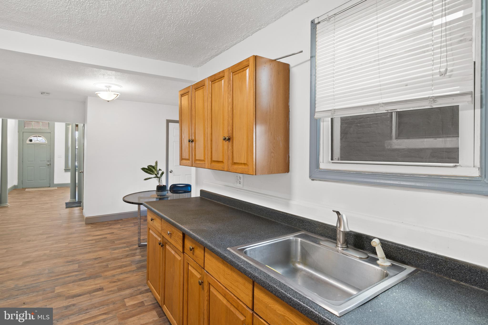 MILL HILL - Residential