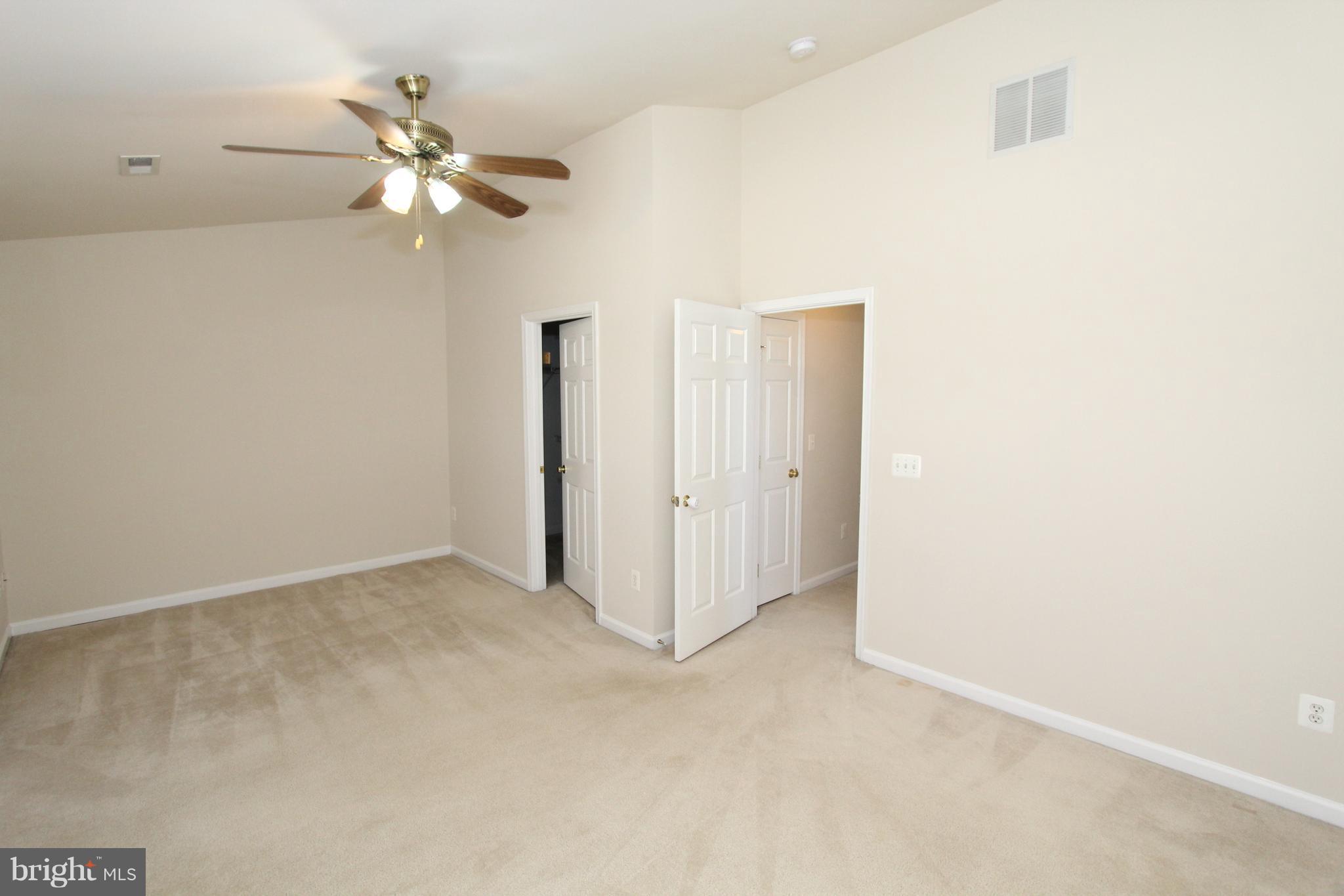 RIVERSIDE STATION - Residential Lease