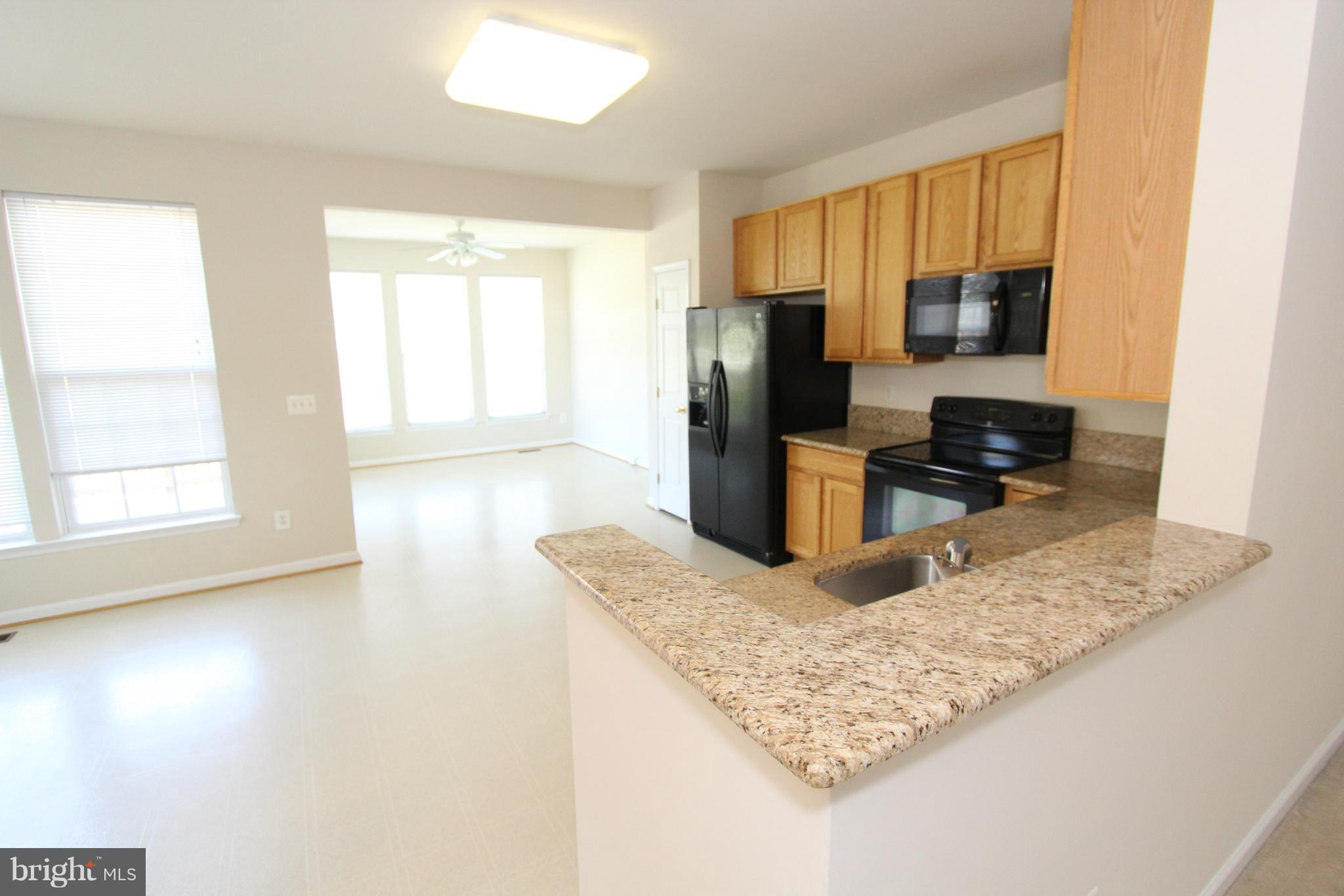 RIVERSIDE STATION - Residential Lease