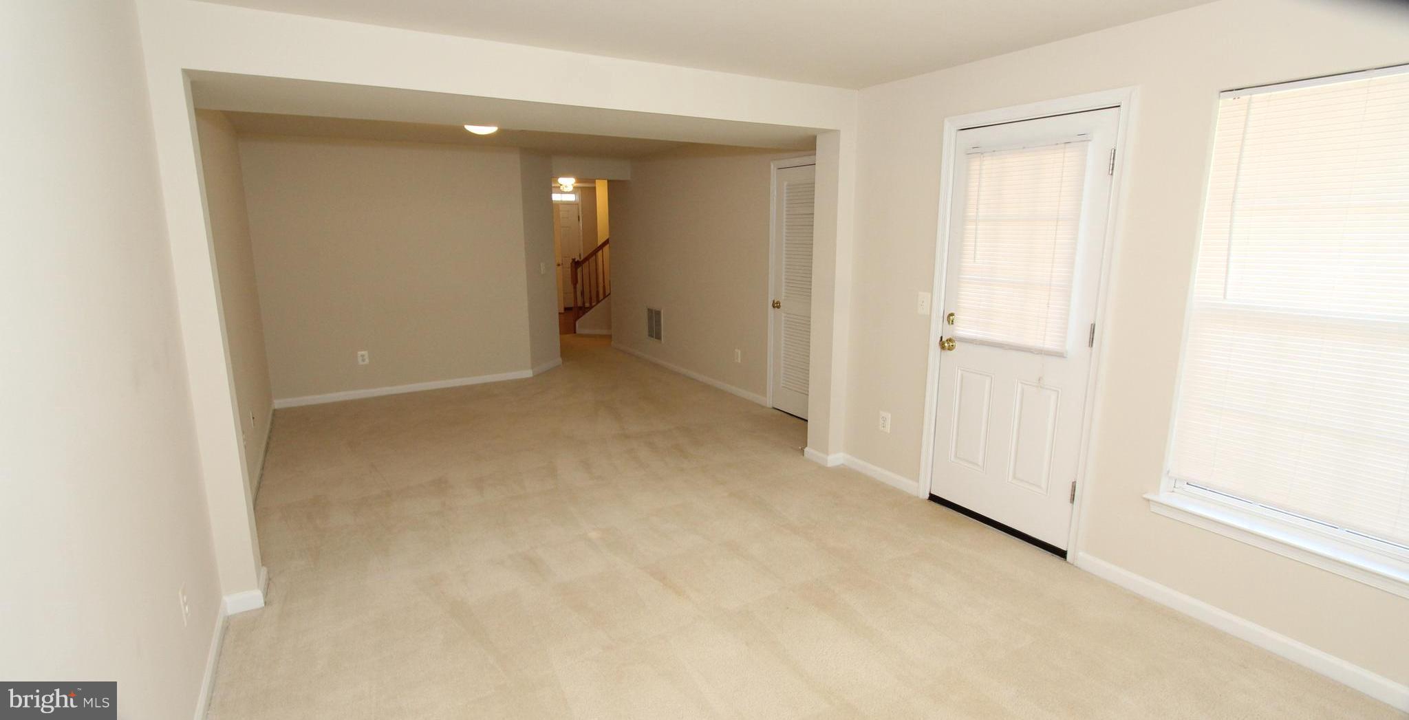 RIVERSIDE STATION - Residential Lease