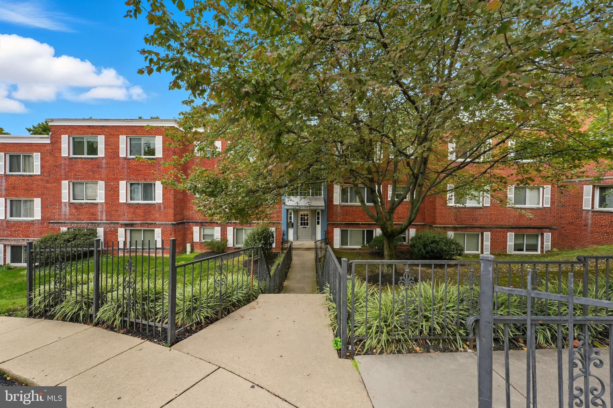 PARK PLACE CONDOMINIUMS - Residential