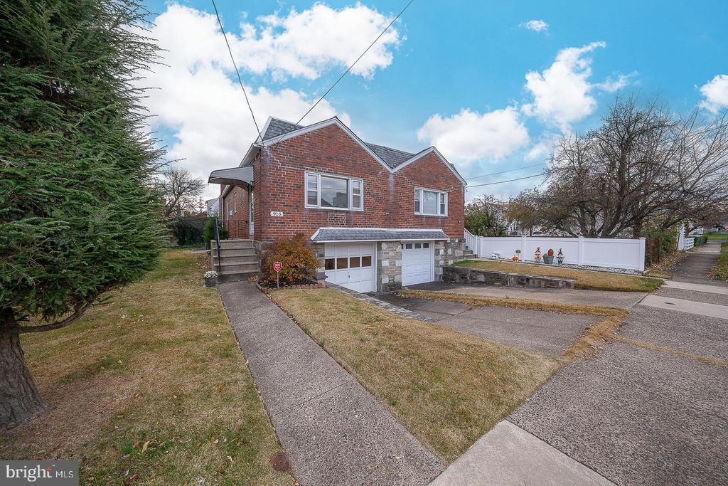 Photo of 916 Faunce Street, PHILADELPHIA, PA 19111 (MLS # PAPH2556362)