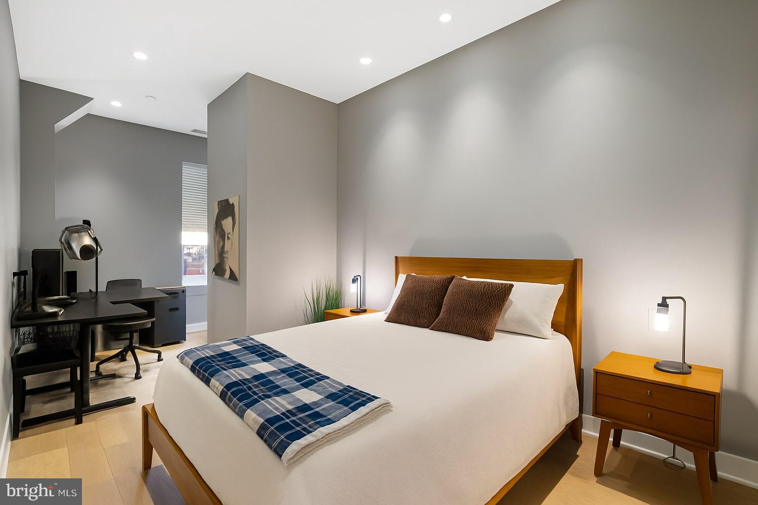 OLD CITY - Residential