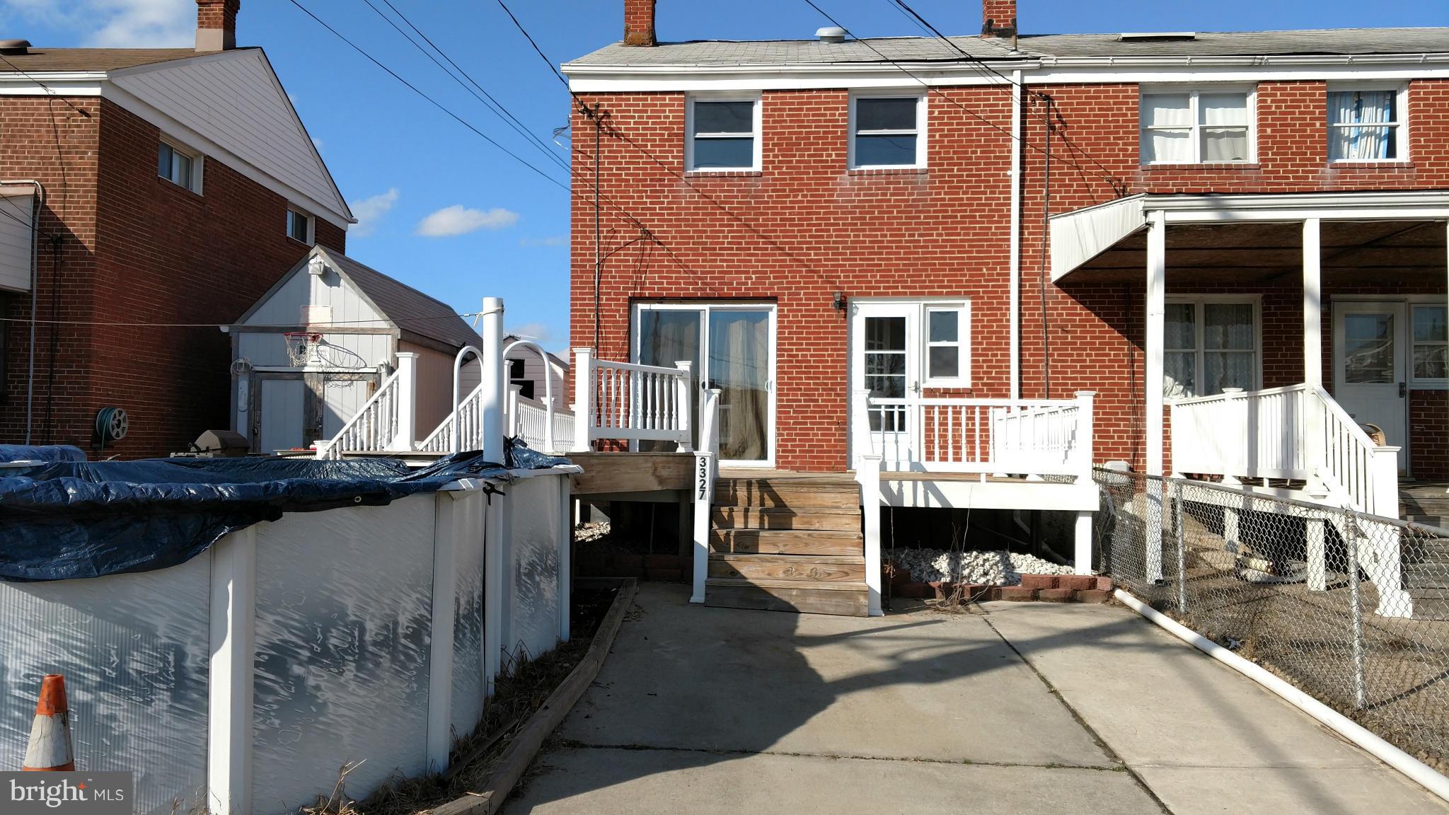 CHARLESMONT - Residential