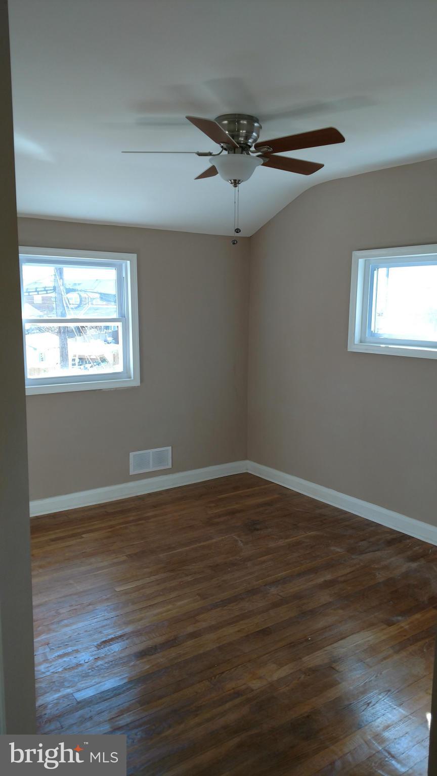 CHARLESMONT - Residential