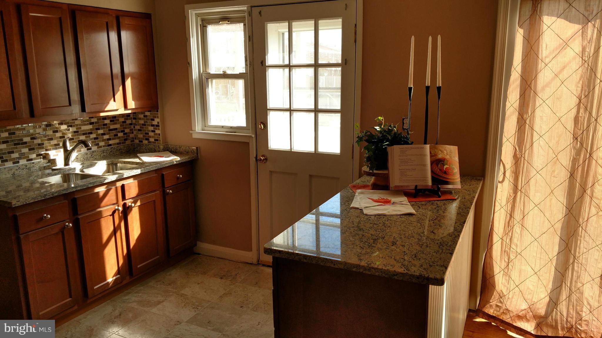 CHARLESMONT - Residential