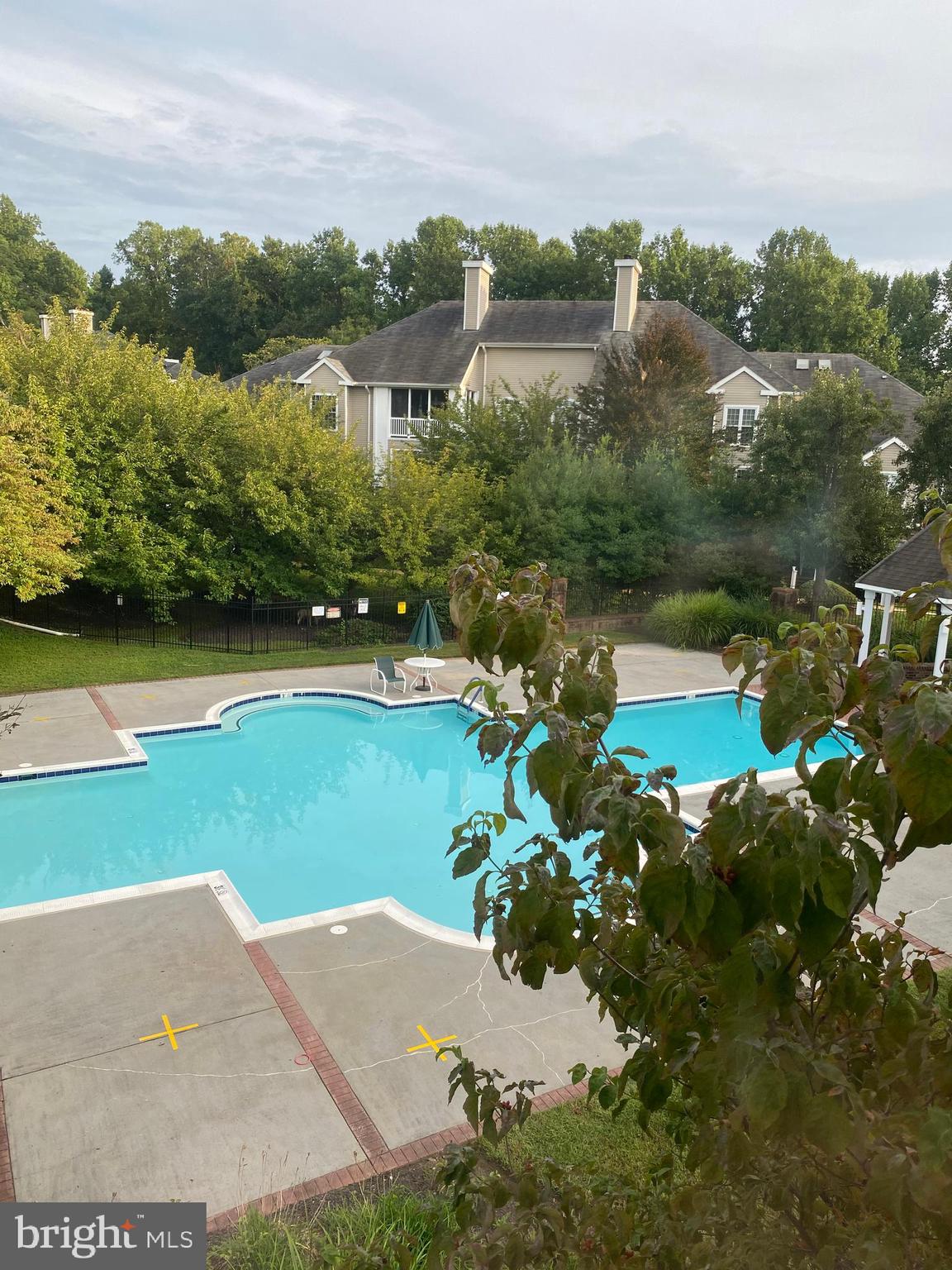 ENGLISH COUNTRY MANOR - Residential