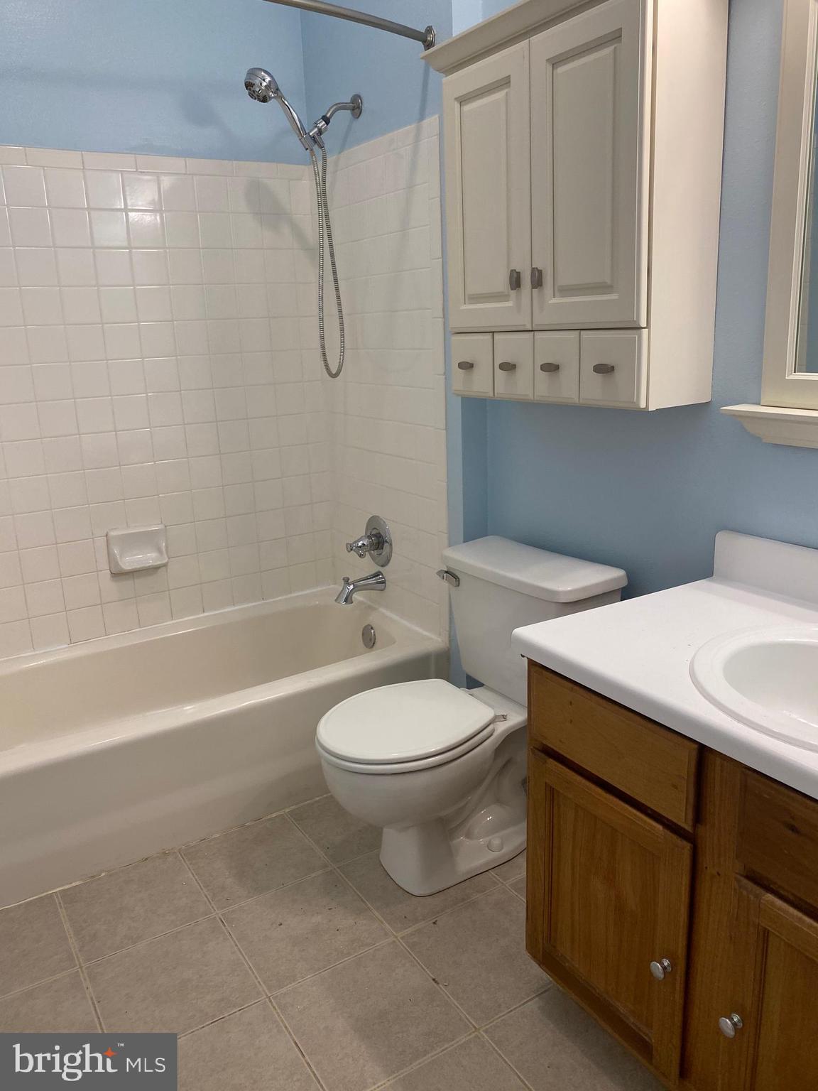 ENGLISH COUNTRY MANOR - Residential