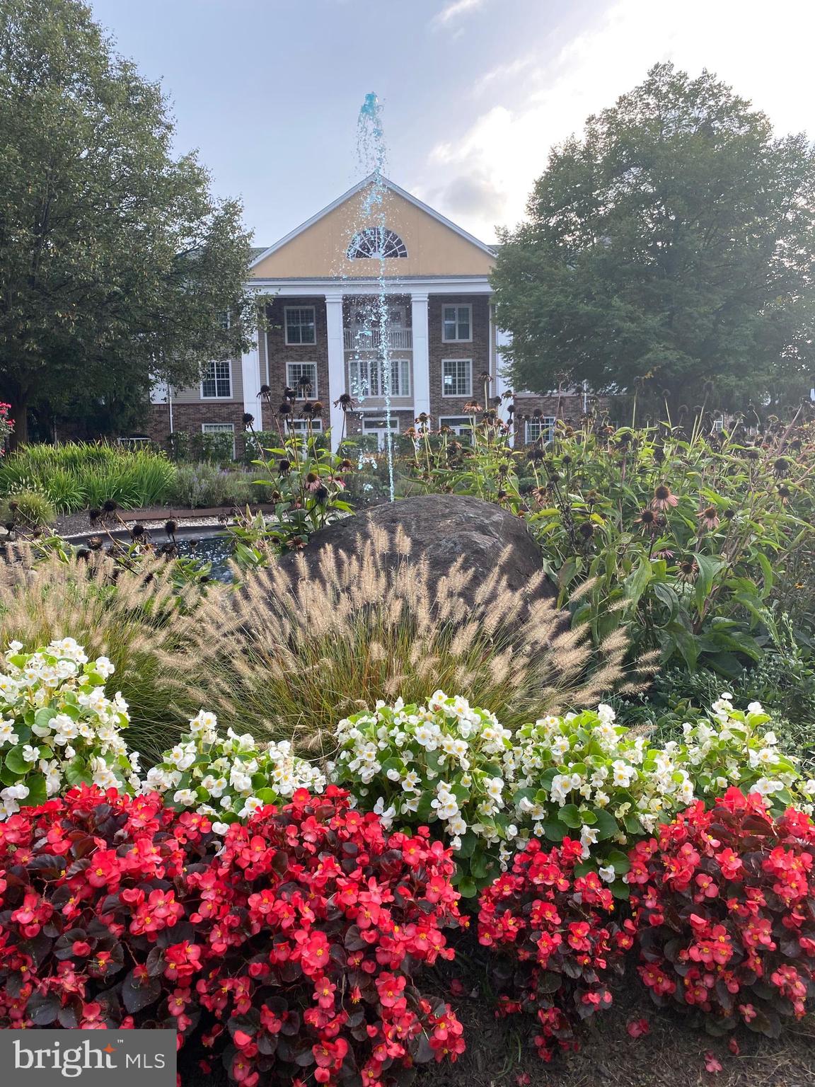 ENGLISH COUNTRY MANOR - Residential