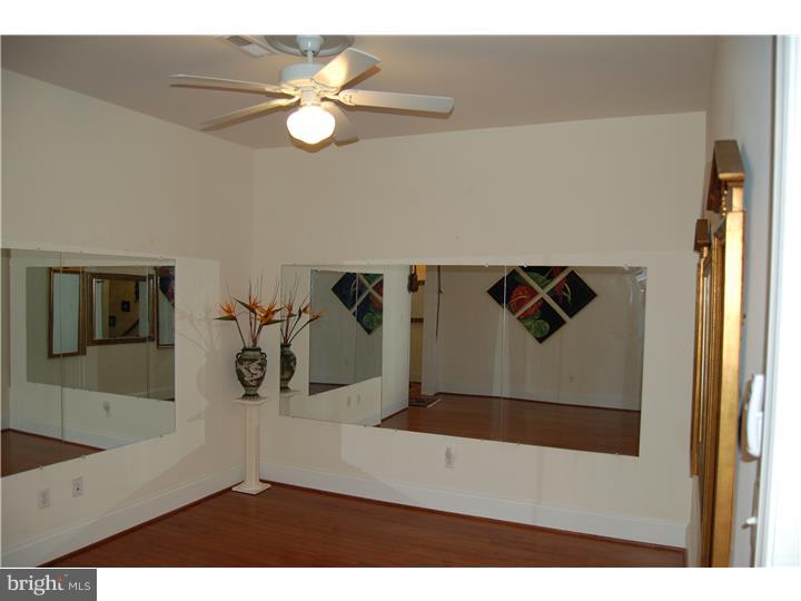 JEFFERSON CROSSING - Residential Lease