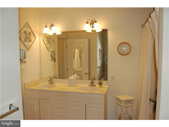 JEFFERSON CROSSING - Residential Lease