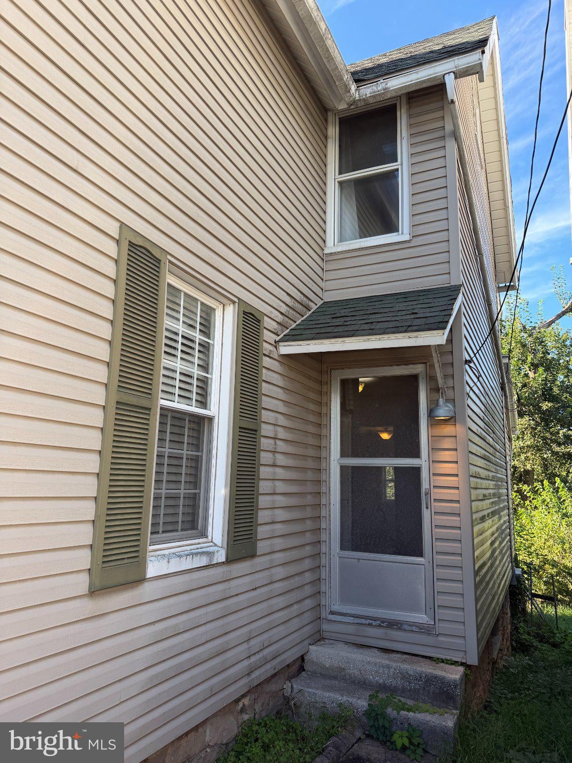 321 E LAMB STREET