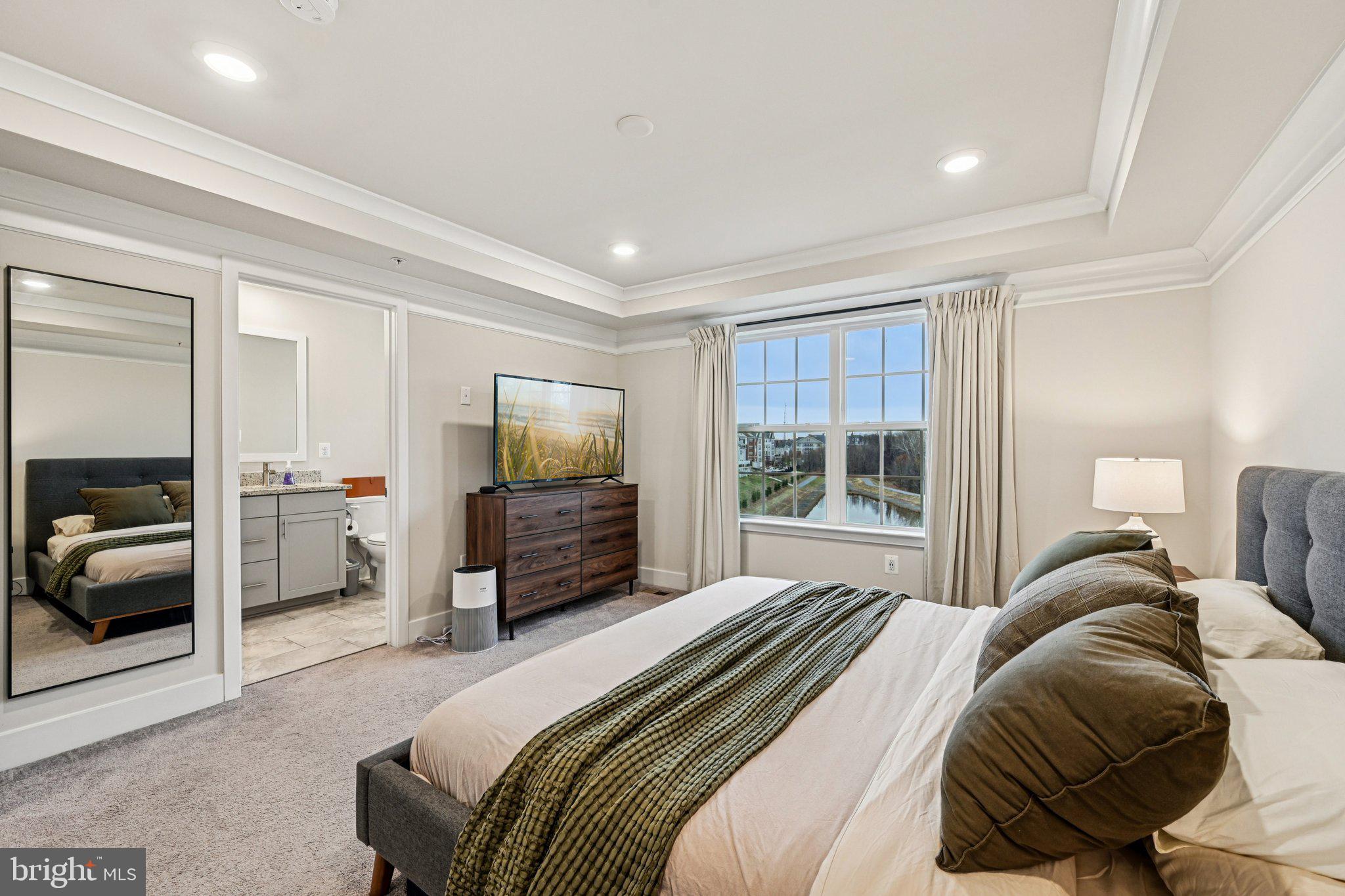 BLUE STREAM - Residential