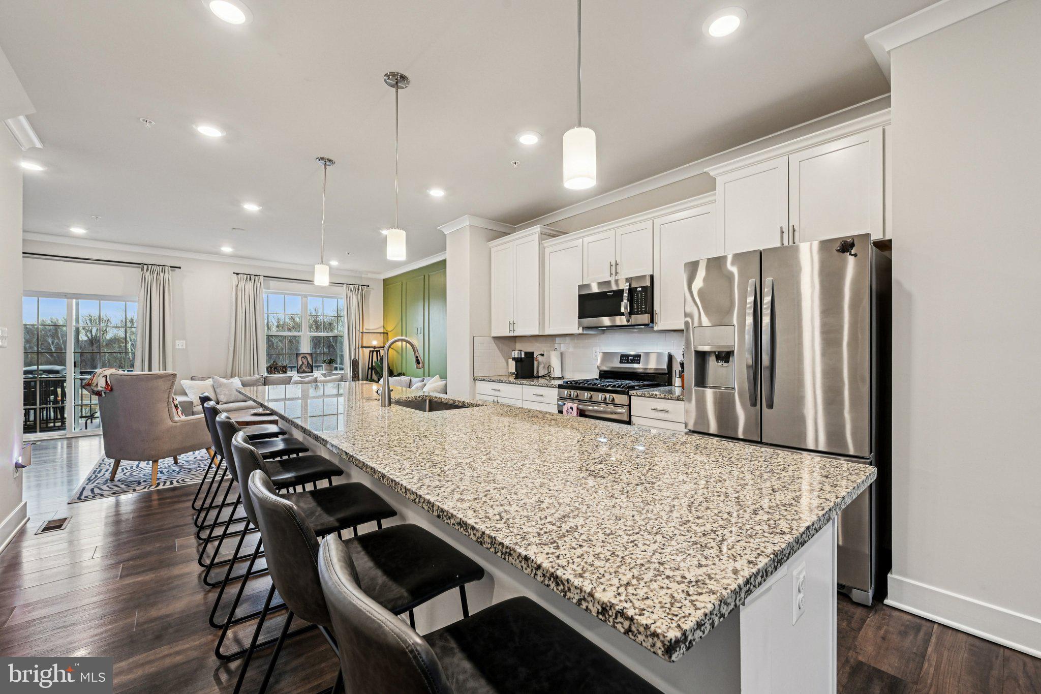 BLUE STREAM - Residential