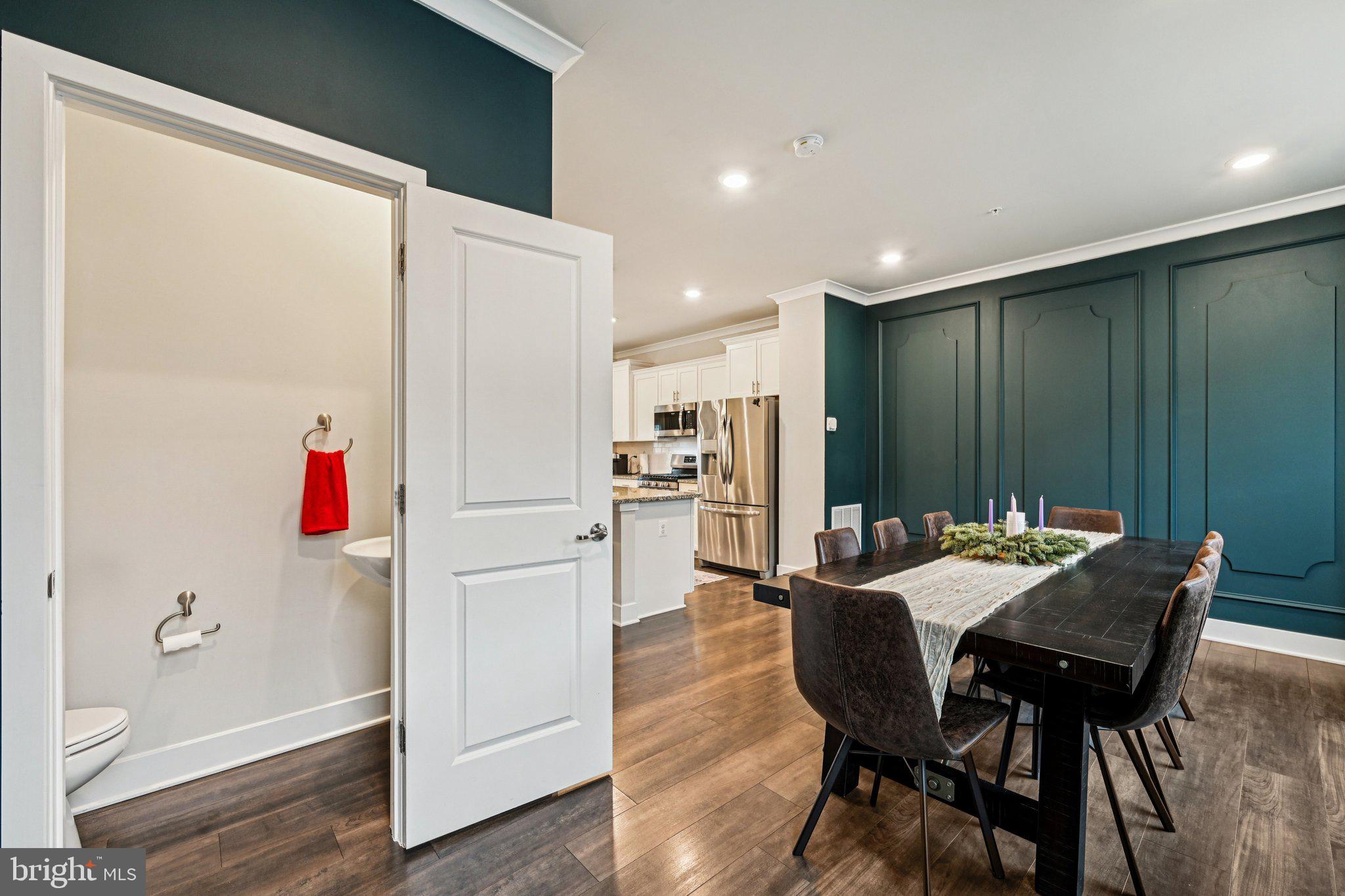 BLUE STREAM - Residential