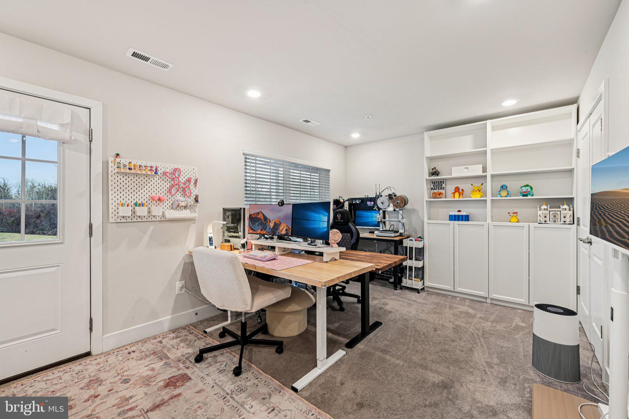 BLUE STREAM - Residential