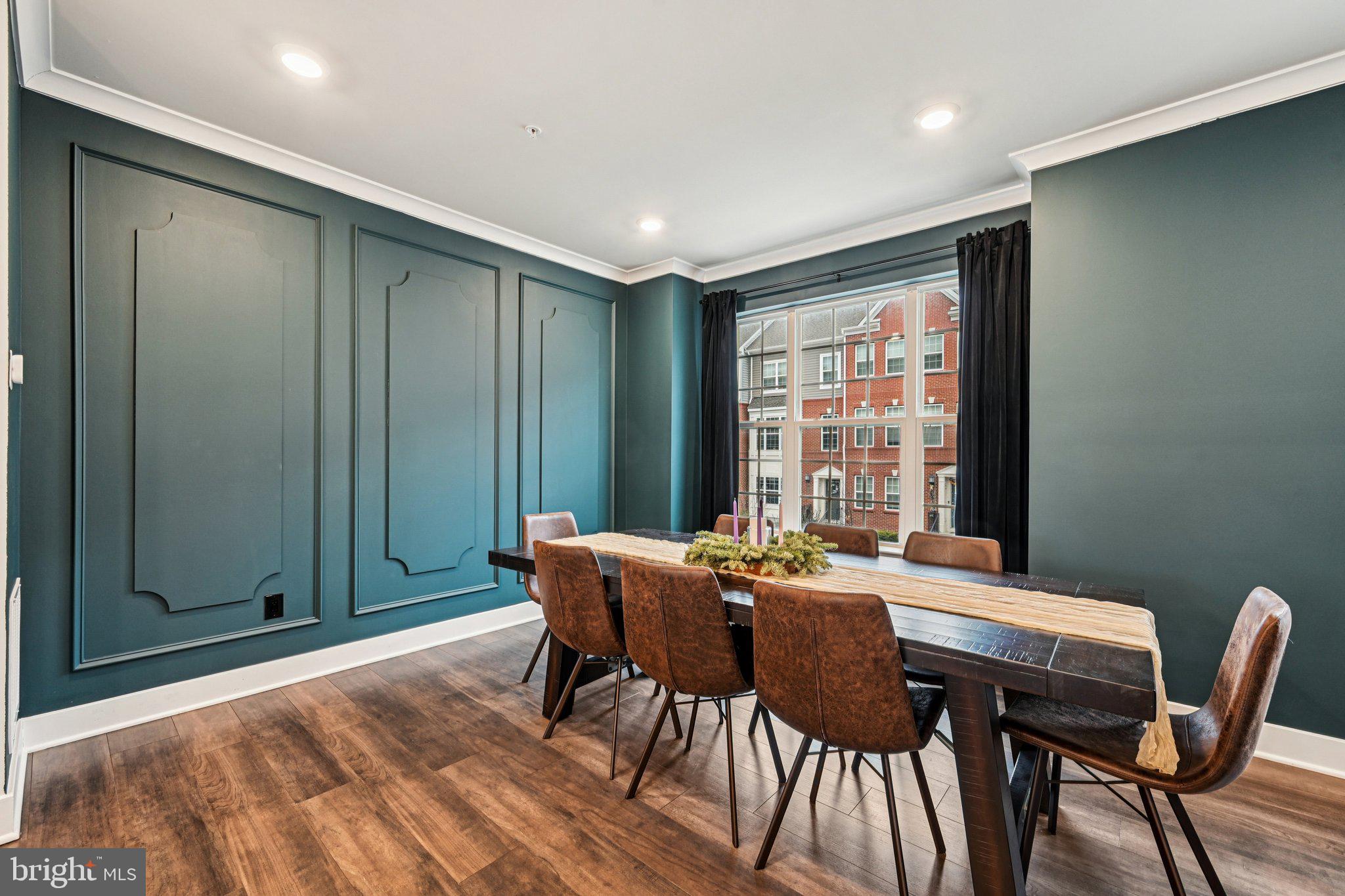 BLUE STREAM - Residential