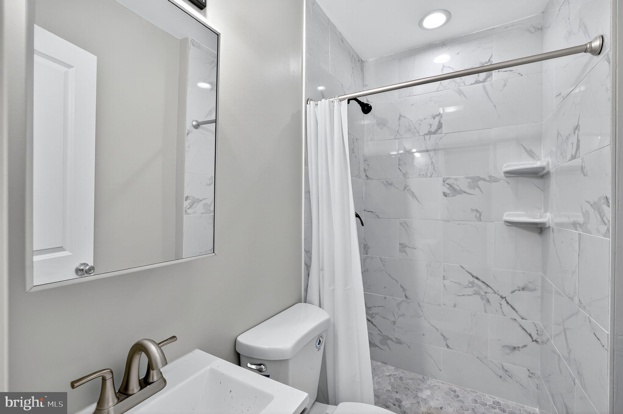 WESTPORT - Residential