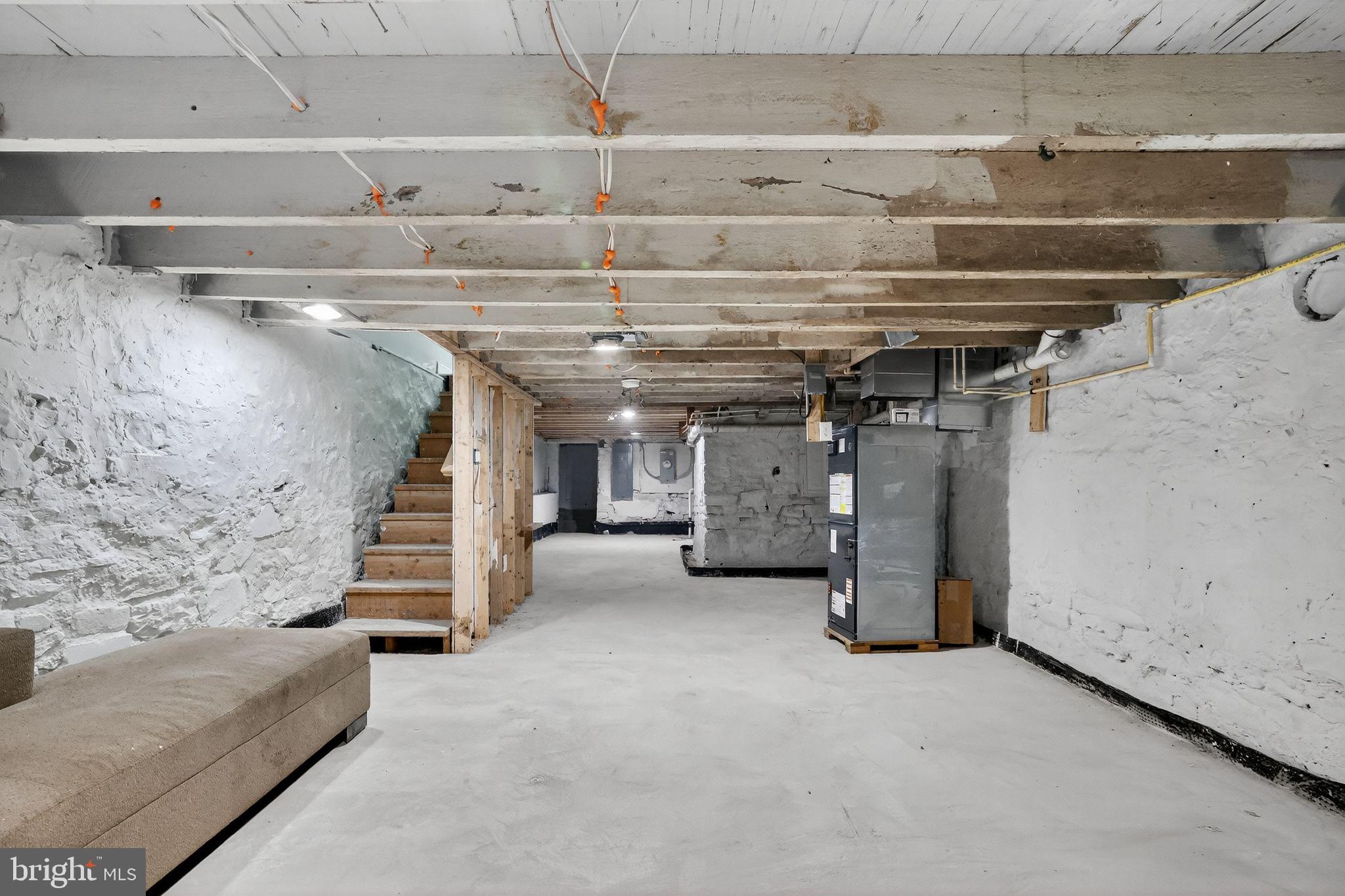 WESTPORT - Residential