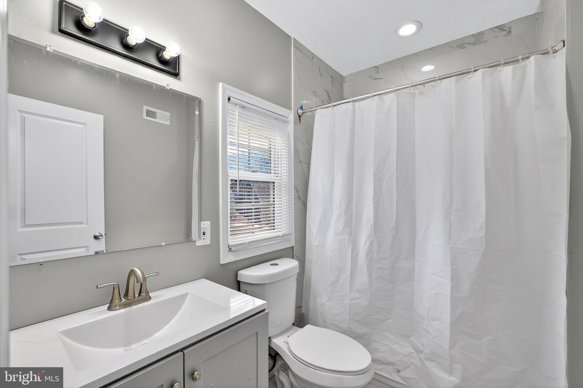 WESTPORT - Residential