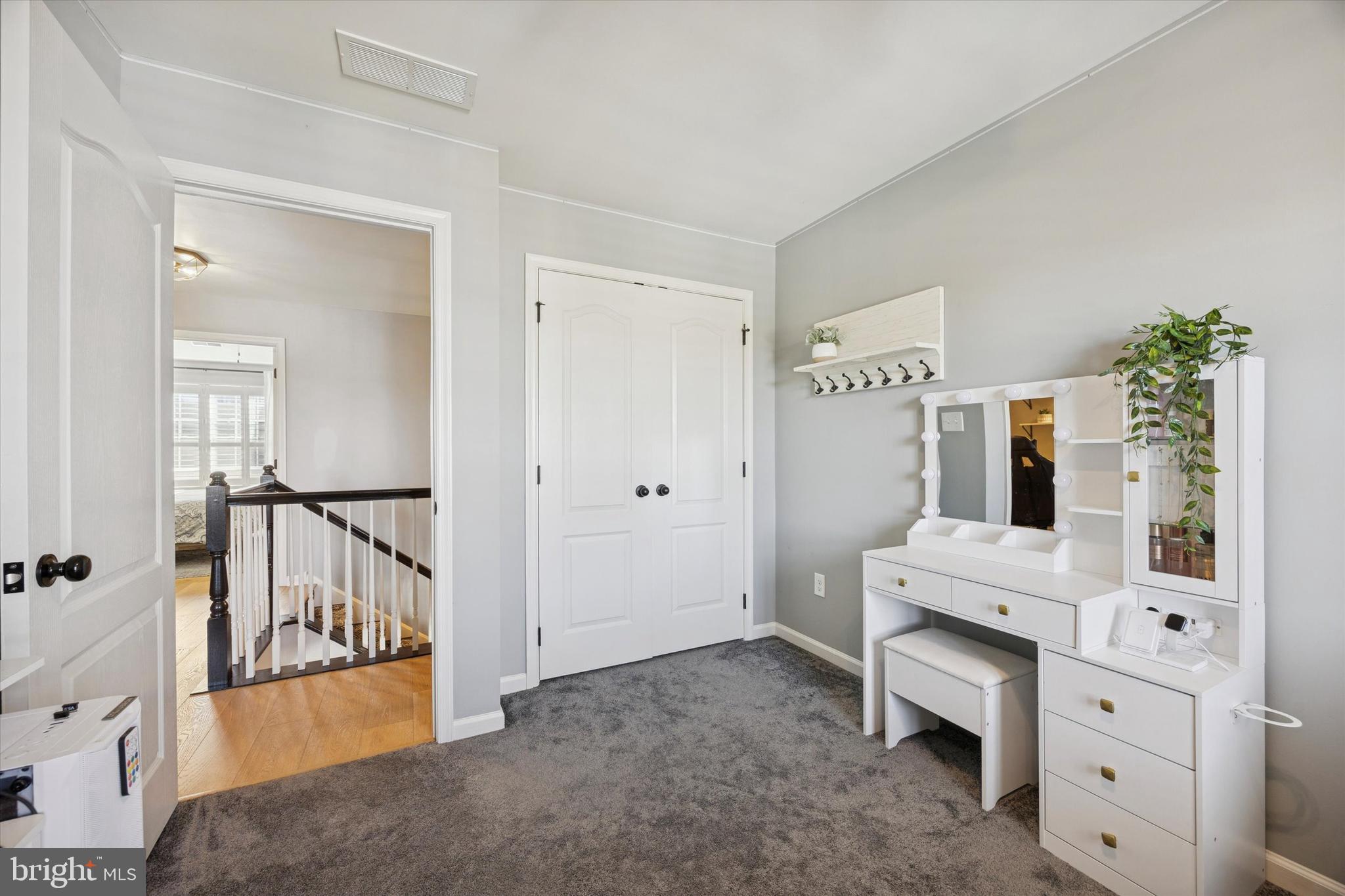 SOUTHVIEW - Residential