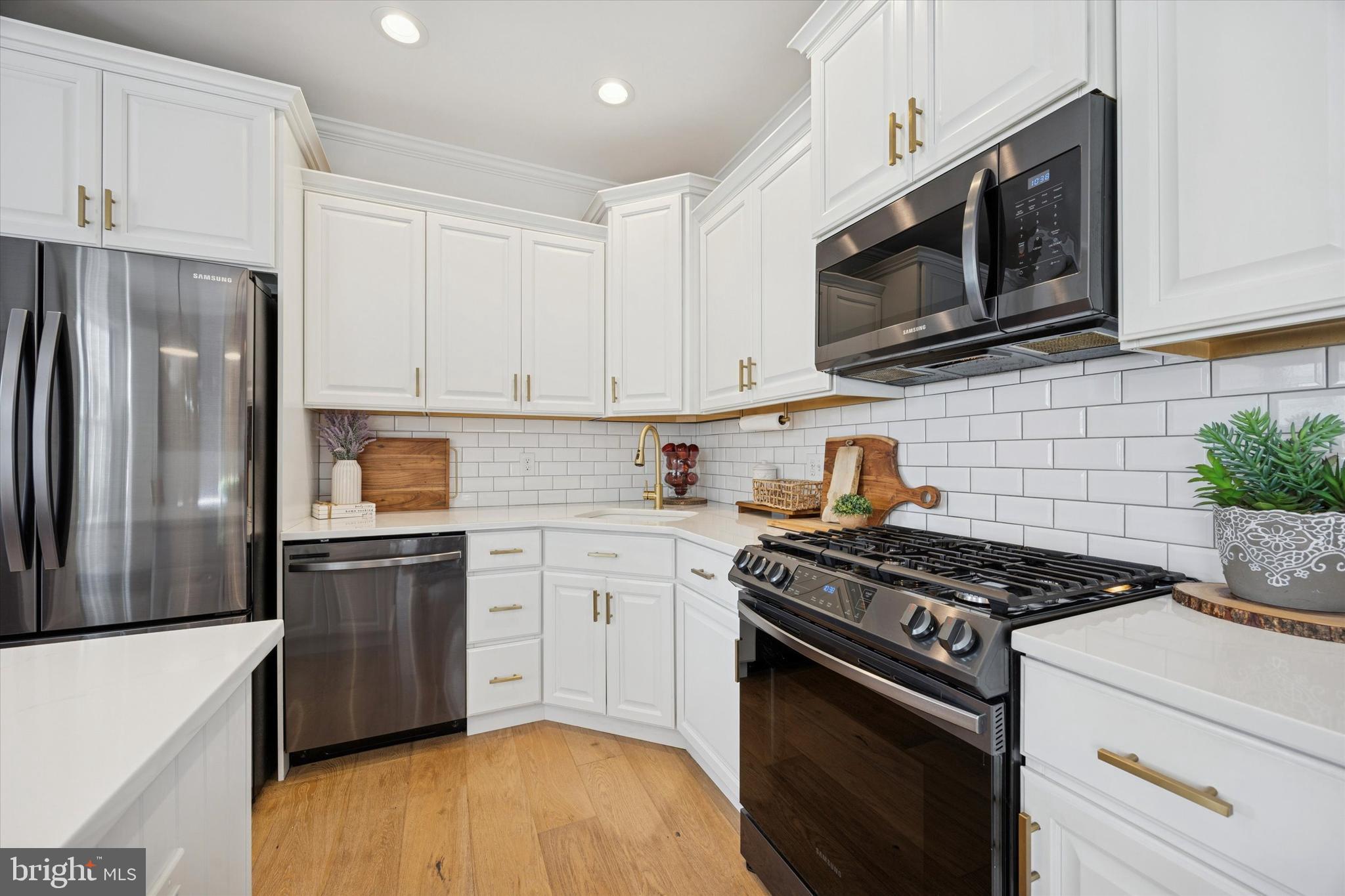 SOUTHVIEW - Residential