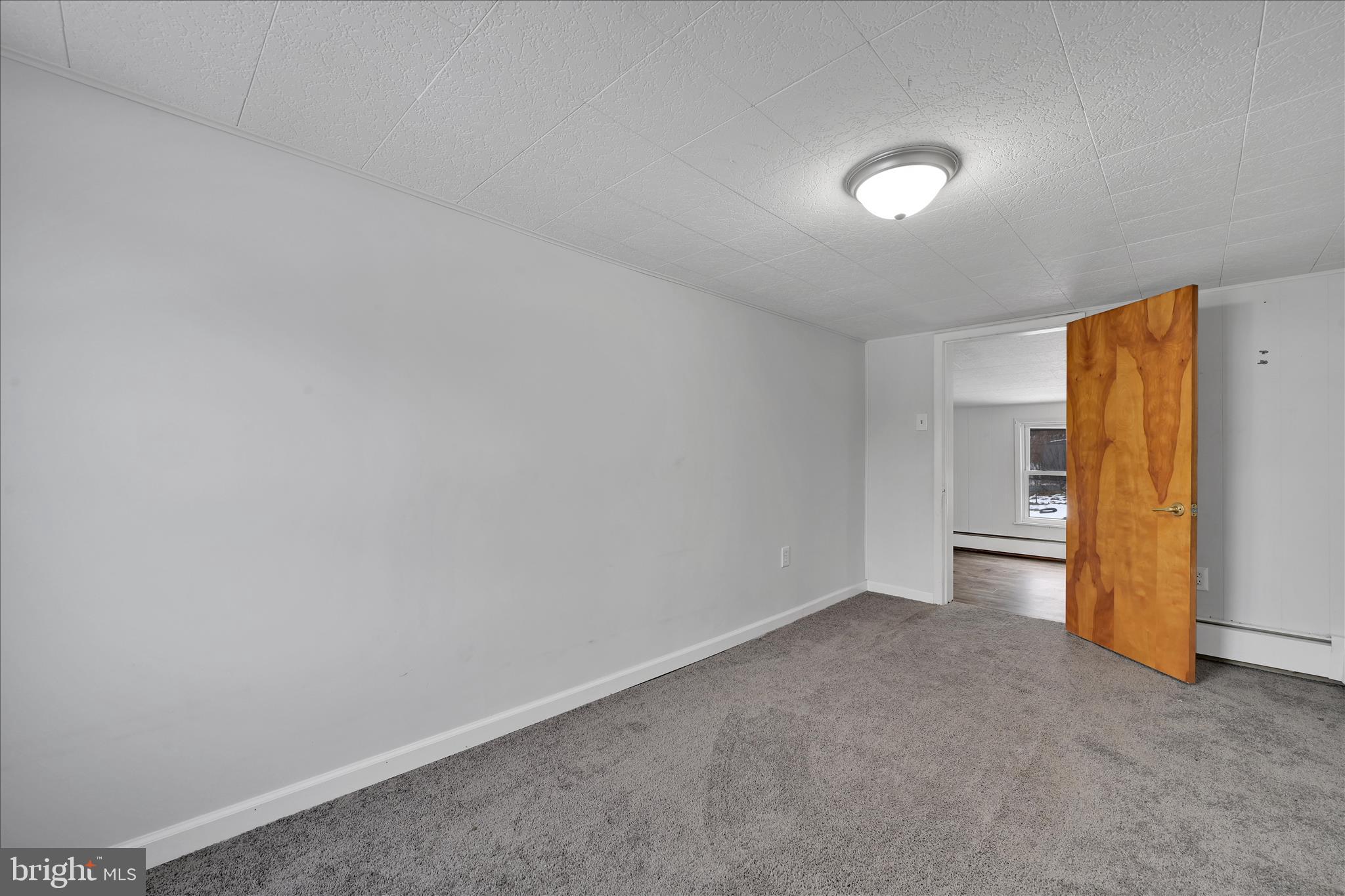 NEWTOWN - Residential