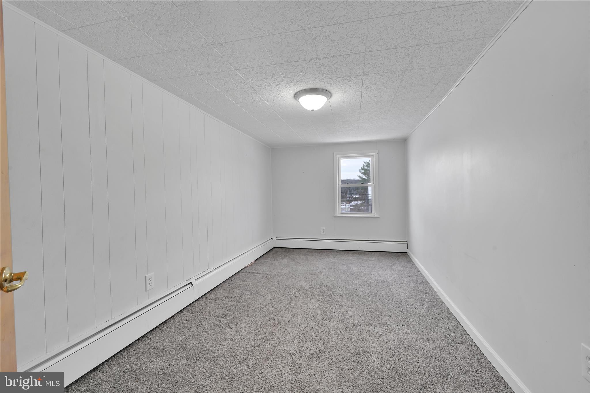 NEWTOWN - Residential