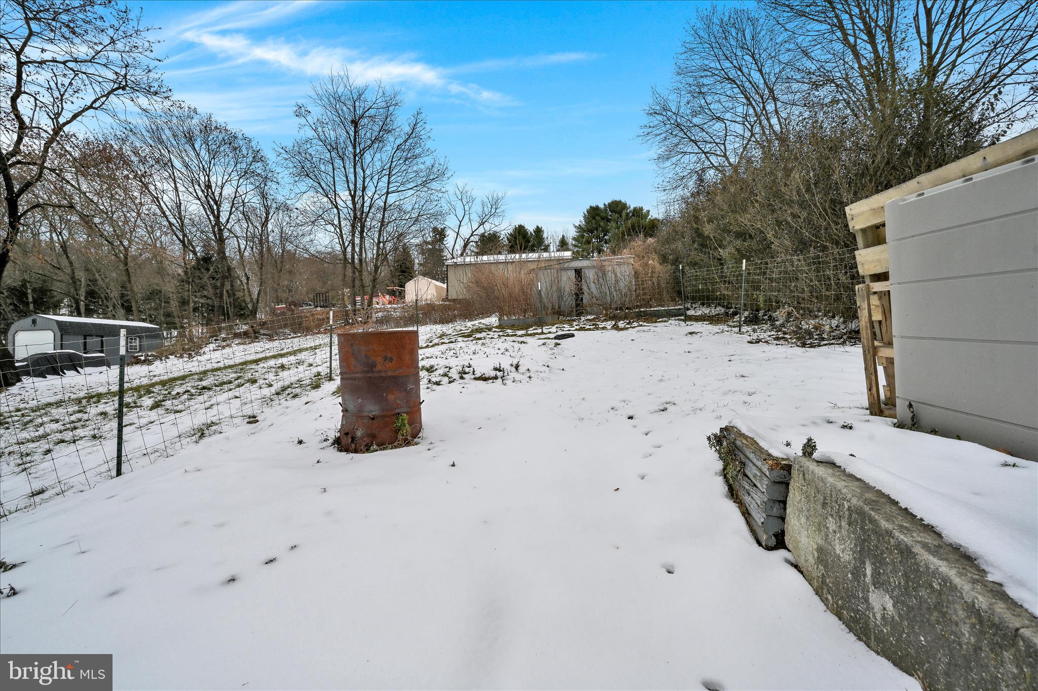 NEWTOWN - Residential