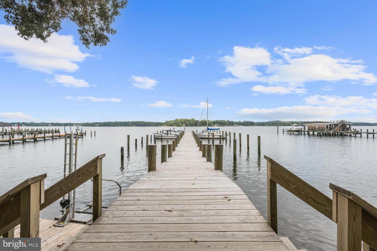 CAPRI ESTATES - Residential