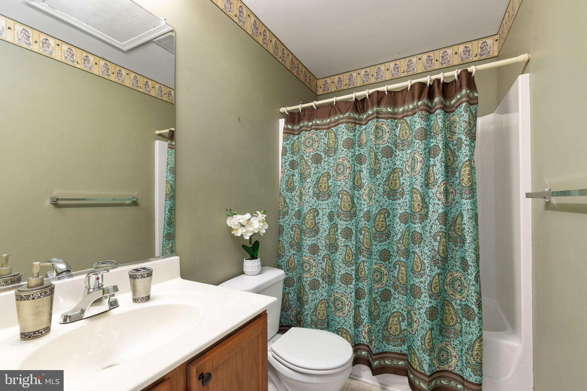 DAVIS STRASBURG - Residential