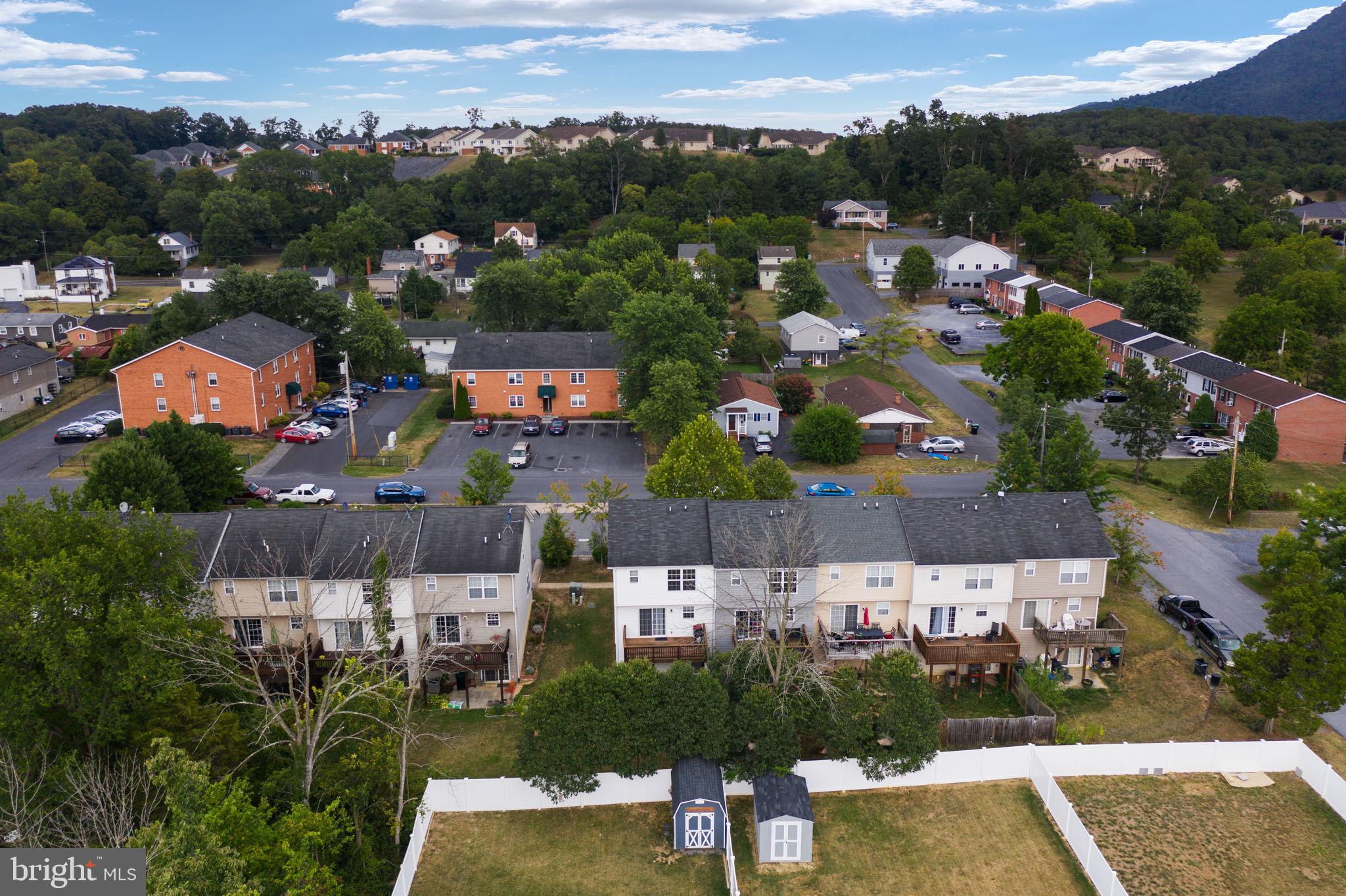 DAVIS STRASBURG - Residential