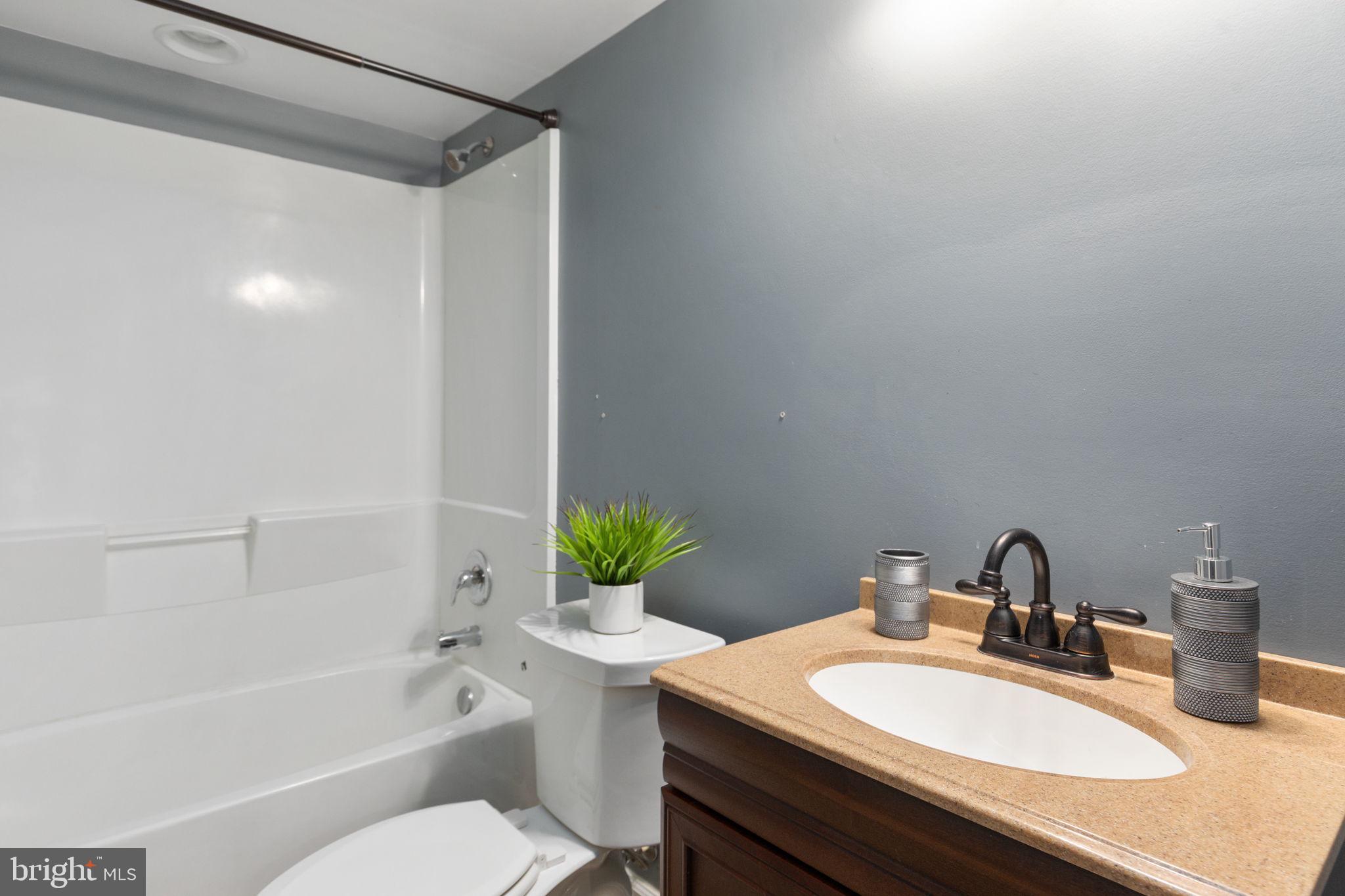 DAVIS STRASBURG - Residential