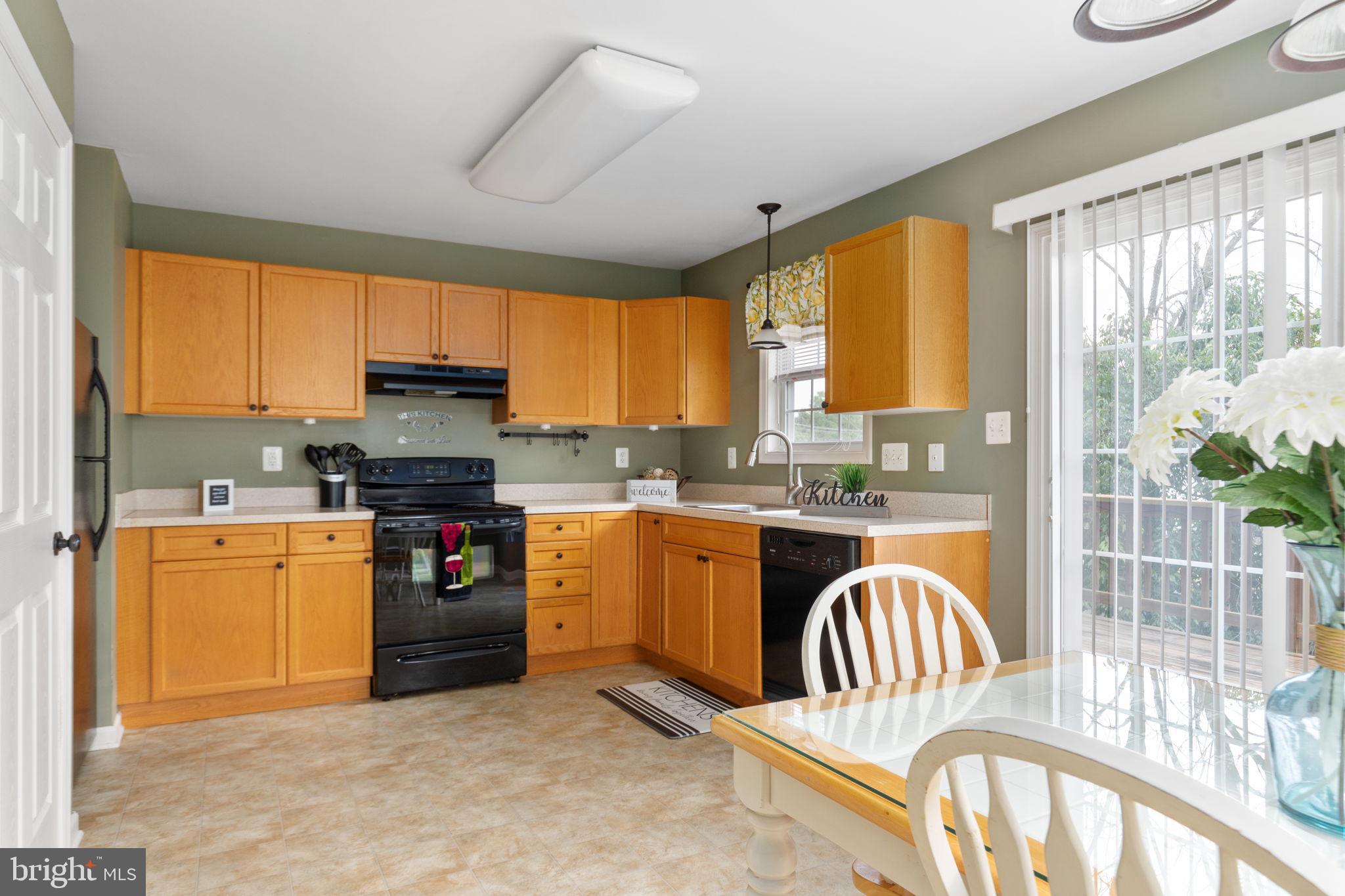 DAVIS STRASBURG - Residential