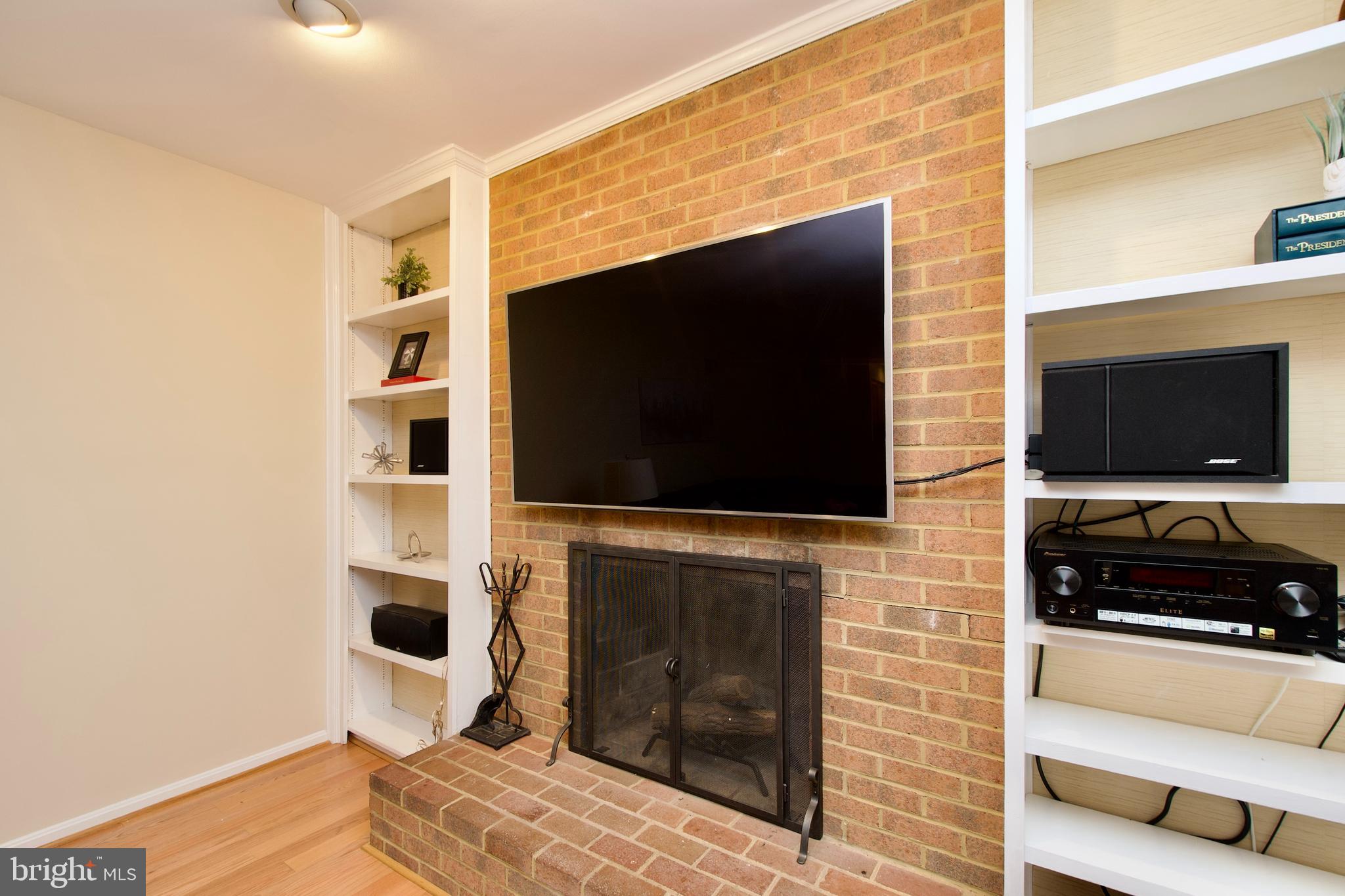 BURKE CENTRE - Residential