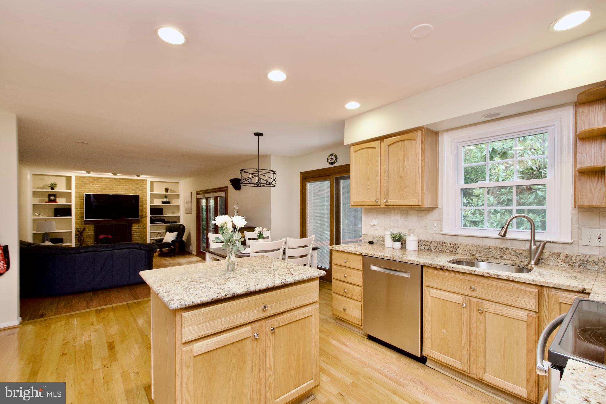 BURKE CENTRE - Residential