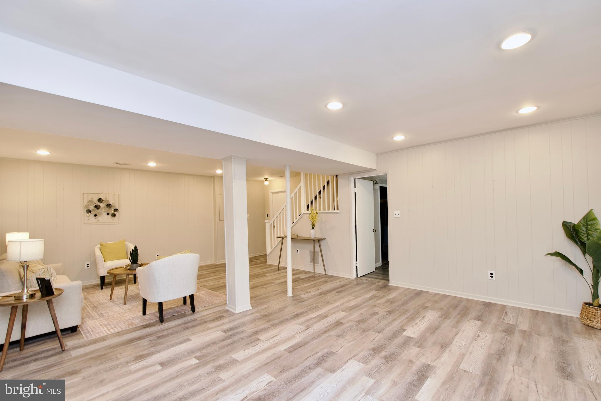 BURKE CENTRE - Residential